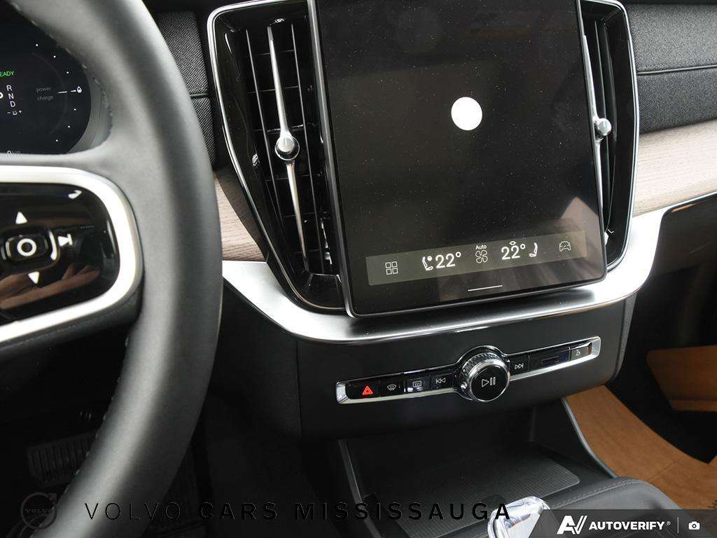 2026 Volvo XC90 T8 Core thumb 20