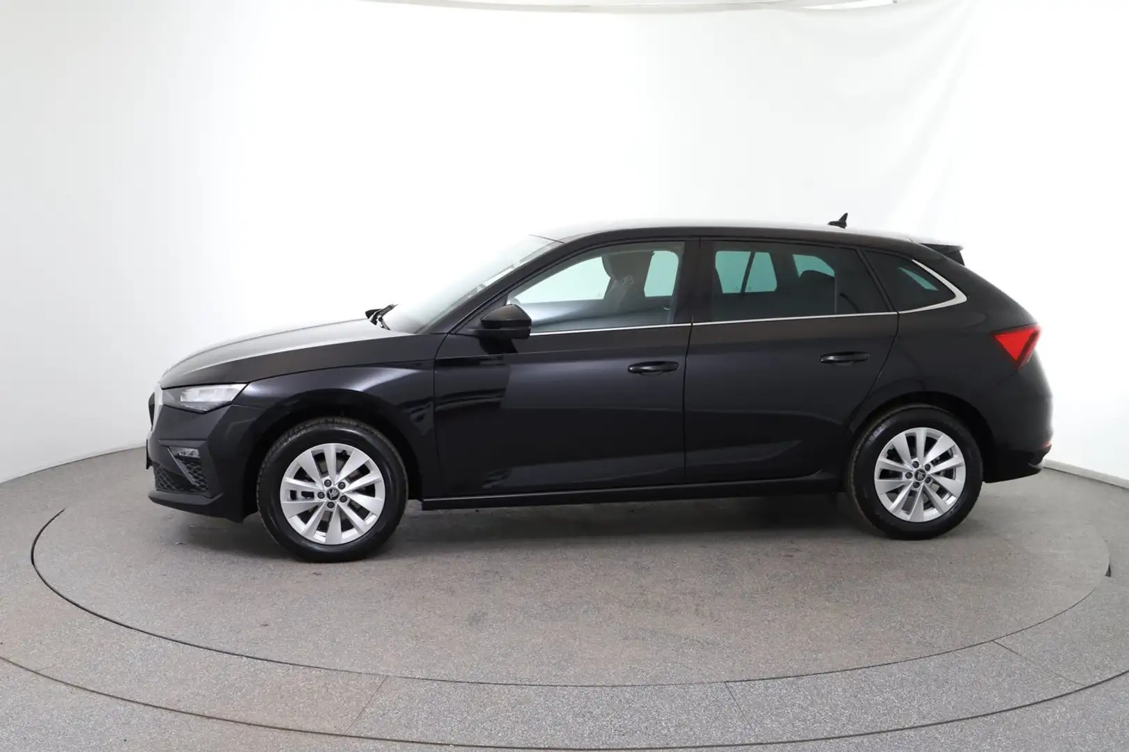 Skoda Scala Selection TSI DSG Schwarz - 2