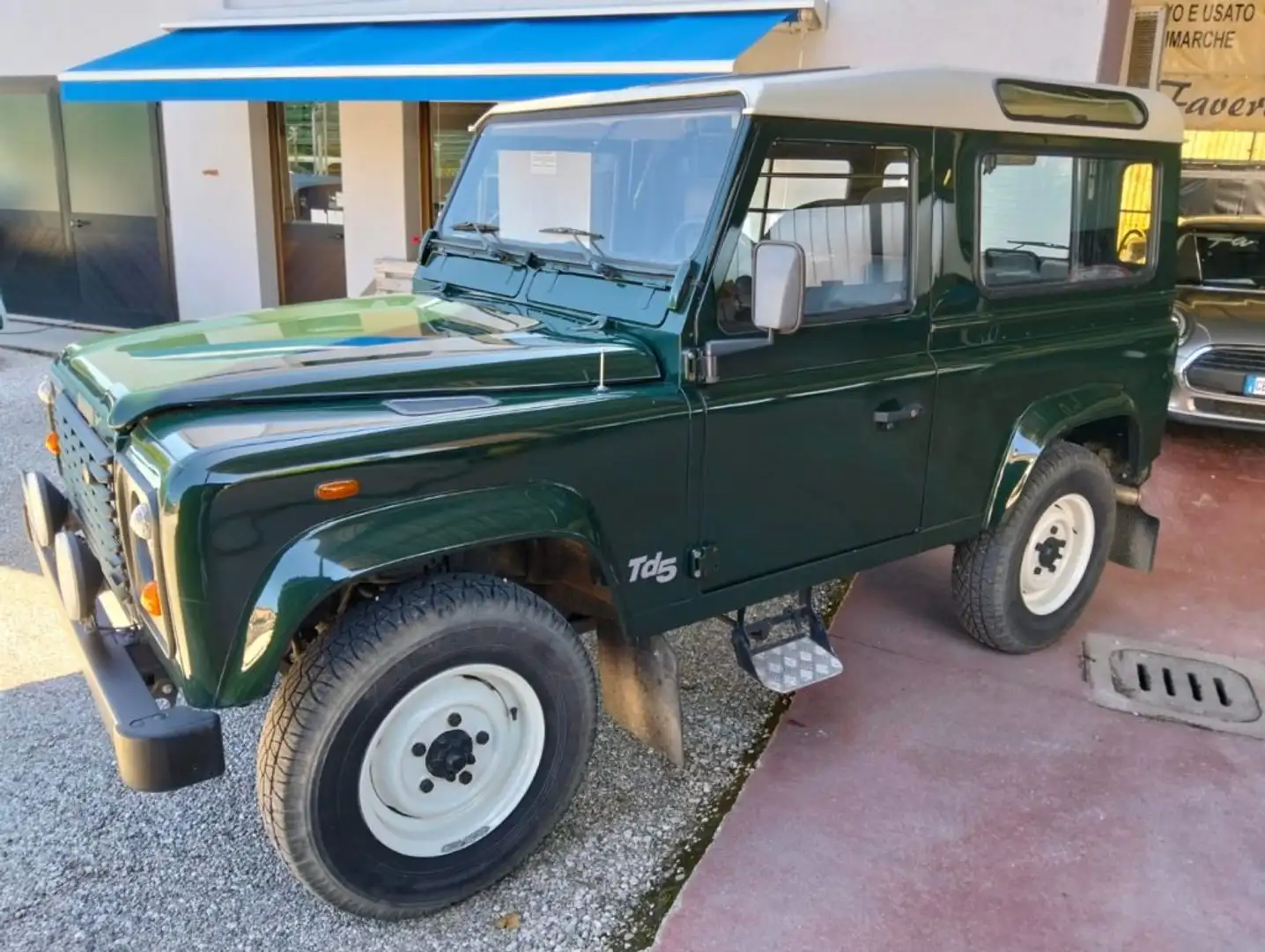 Land Rover Defender 90 2.5 Td5 Station Wagon Verde - 1