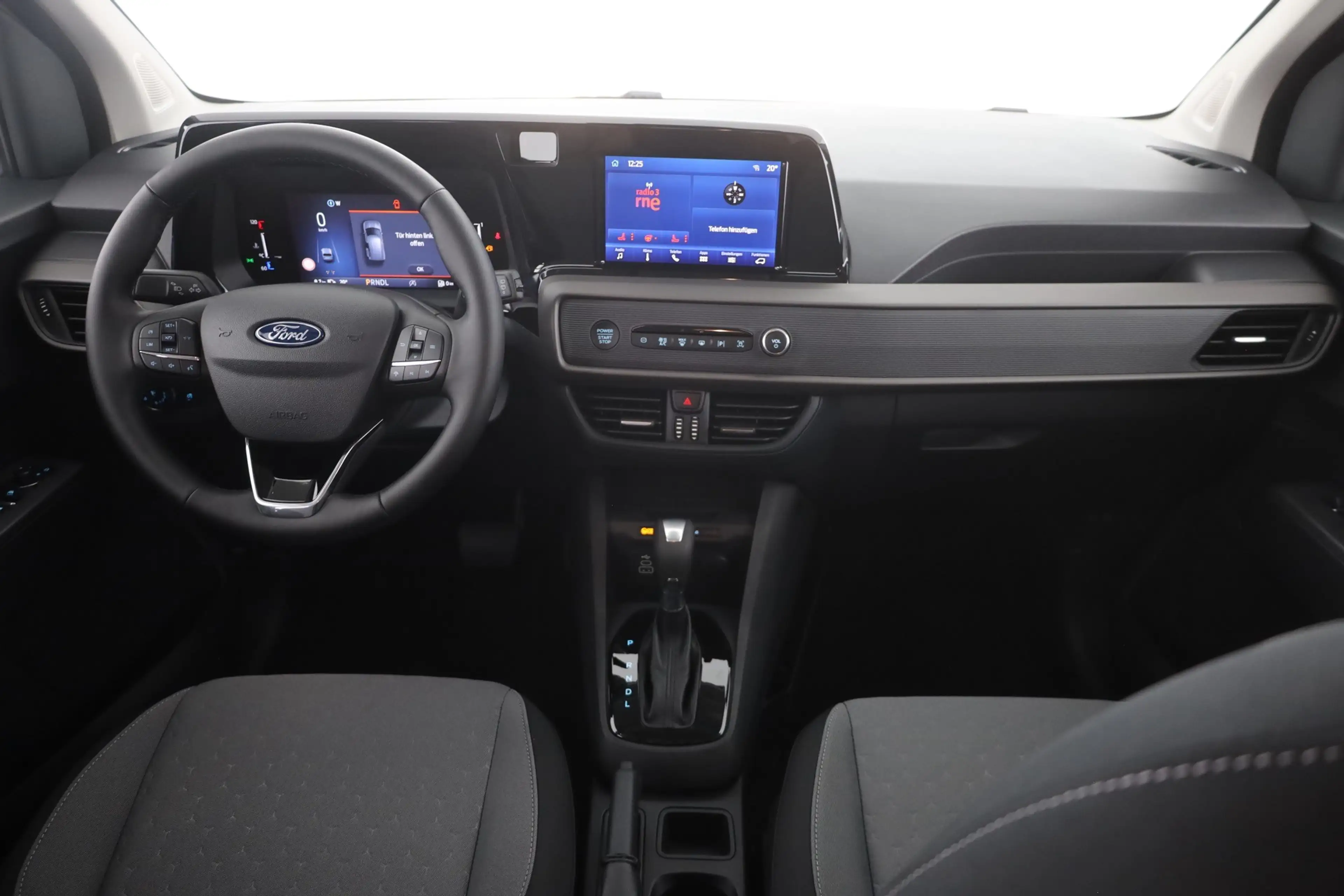 Ford Tourneo Courier Titanium 1.0 EB Aut. Kamera Tempom — photo 9