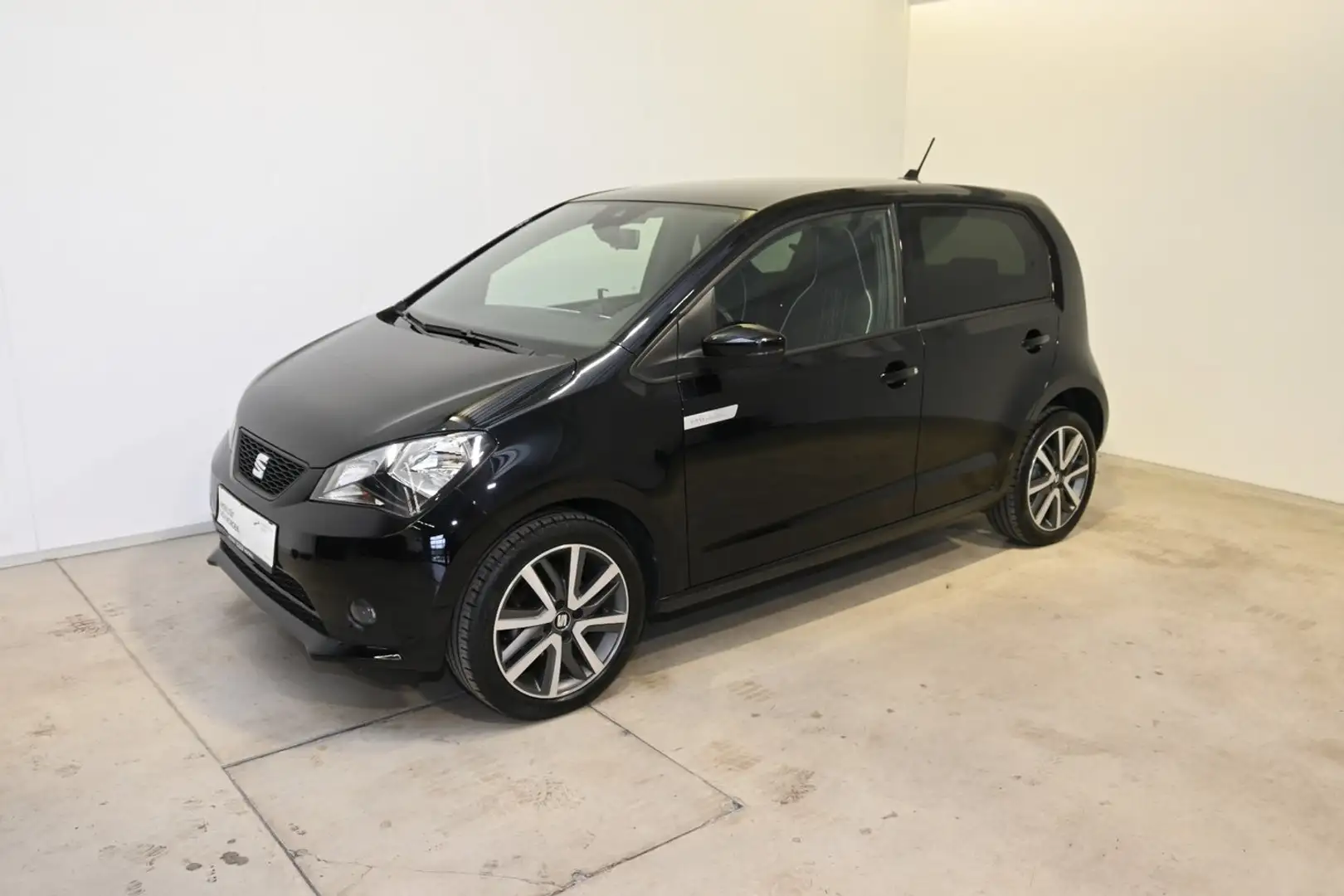 SEAT Mii electric Plus Schwarz - 1