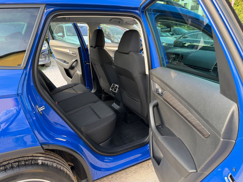 Skoda Karoq DSG Style Kamera AHK ACC Heckklappe Elektr — photo 14