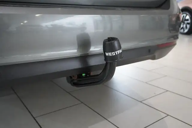 Opel Insignia view 12