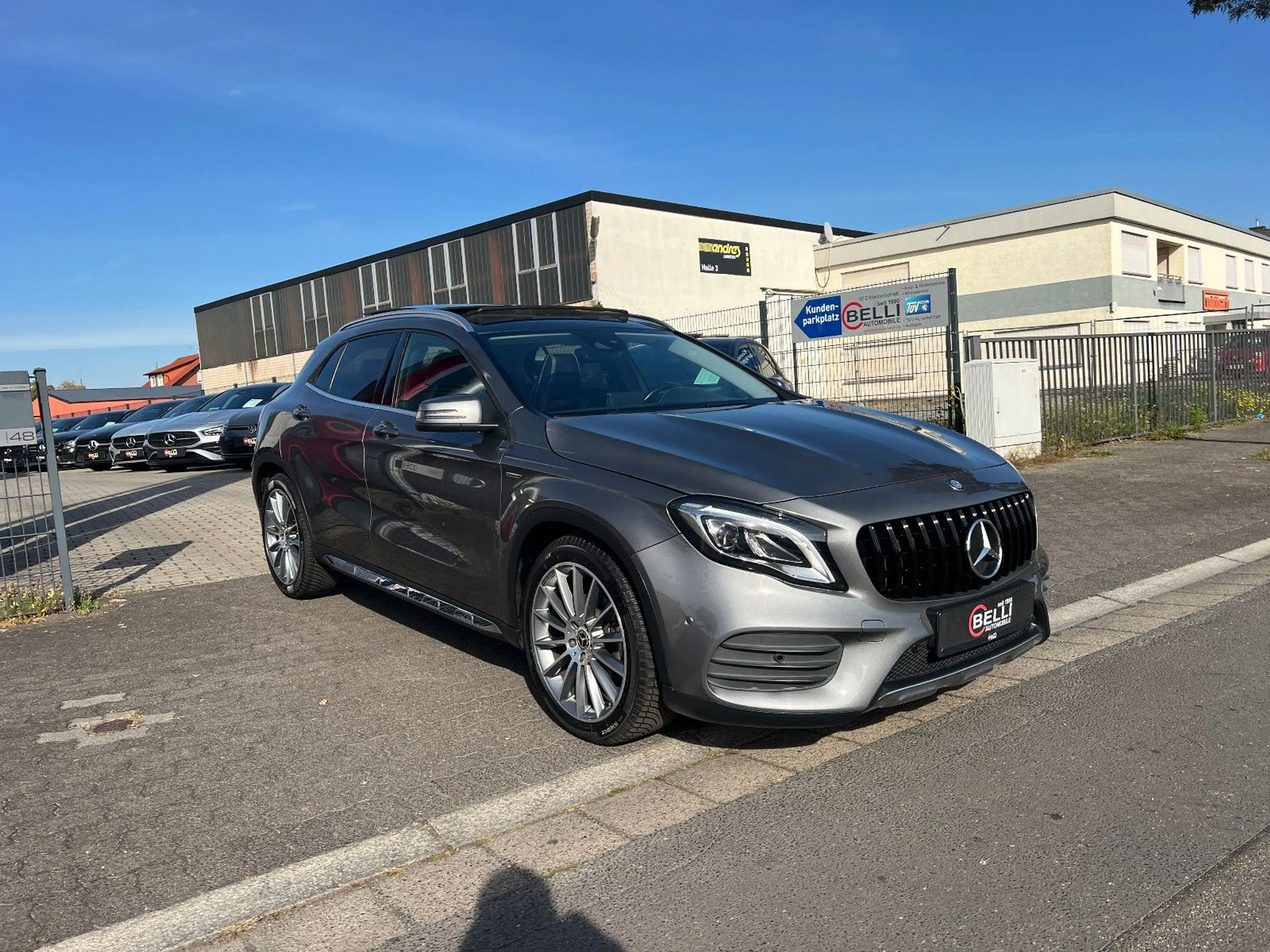 Mercedes-Benz GLA 200 Urban Style Edition PANO AMGFINANZIERUNG — photo 3