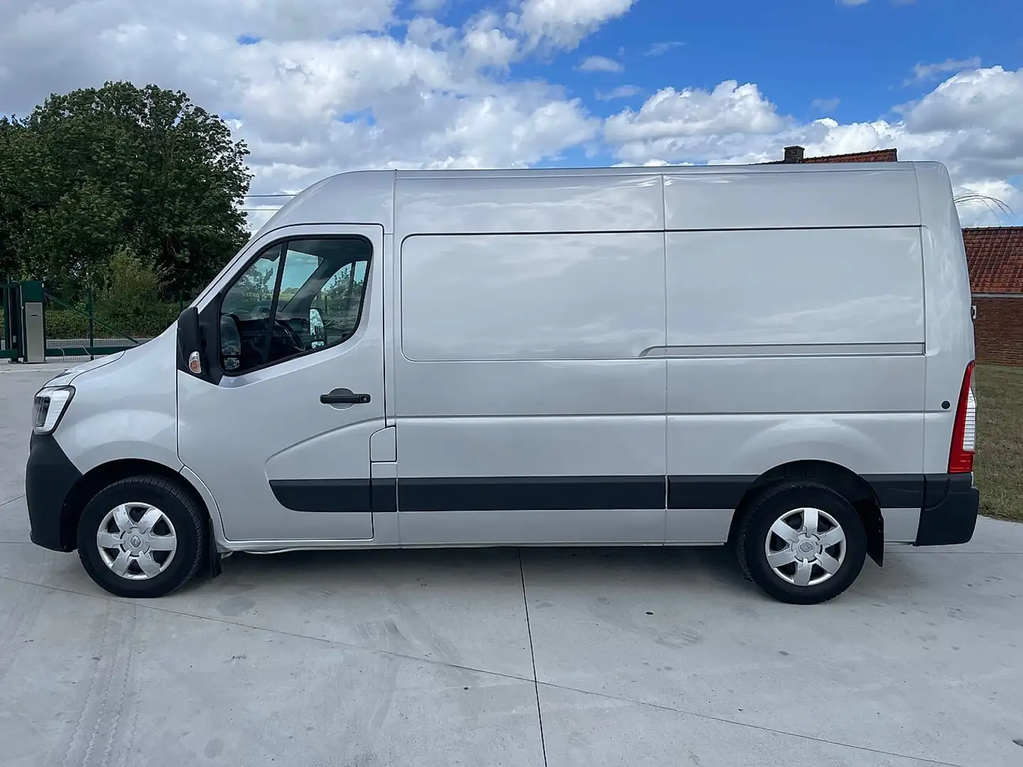 Renault Master Zilver - 2