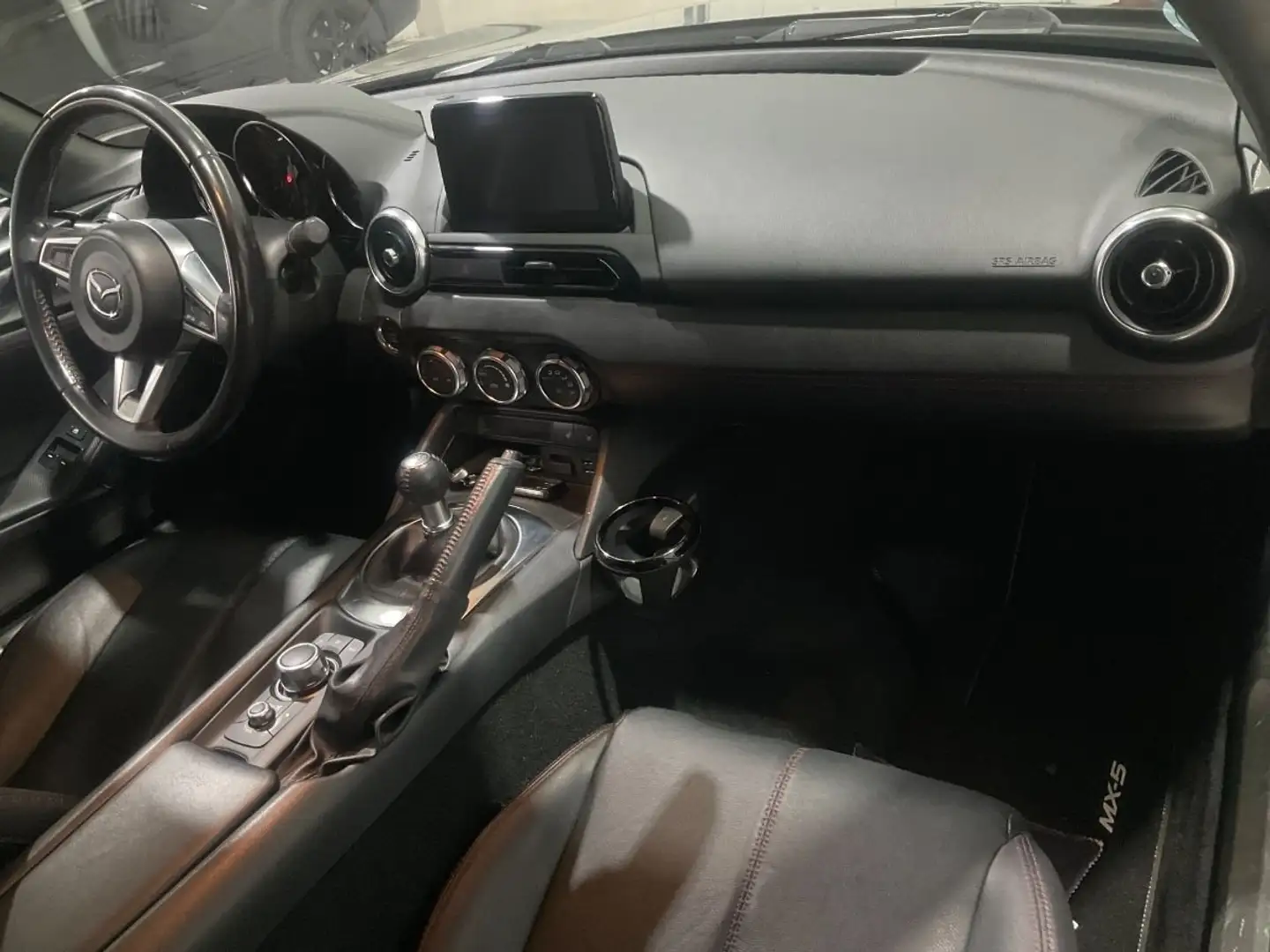Mazda MX-5 MX-5+RF+SKYACTIV-G+184+Sports-Line Grau - 2