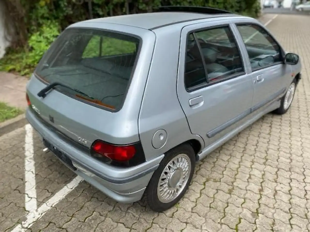 Renault Clio Bild 3