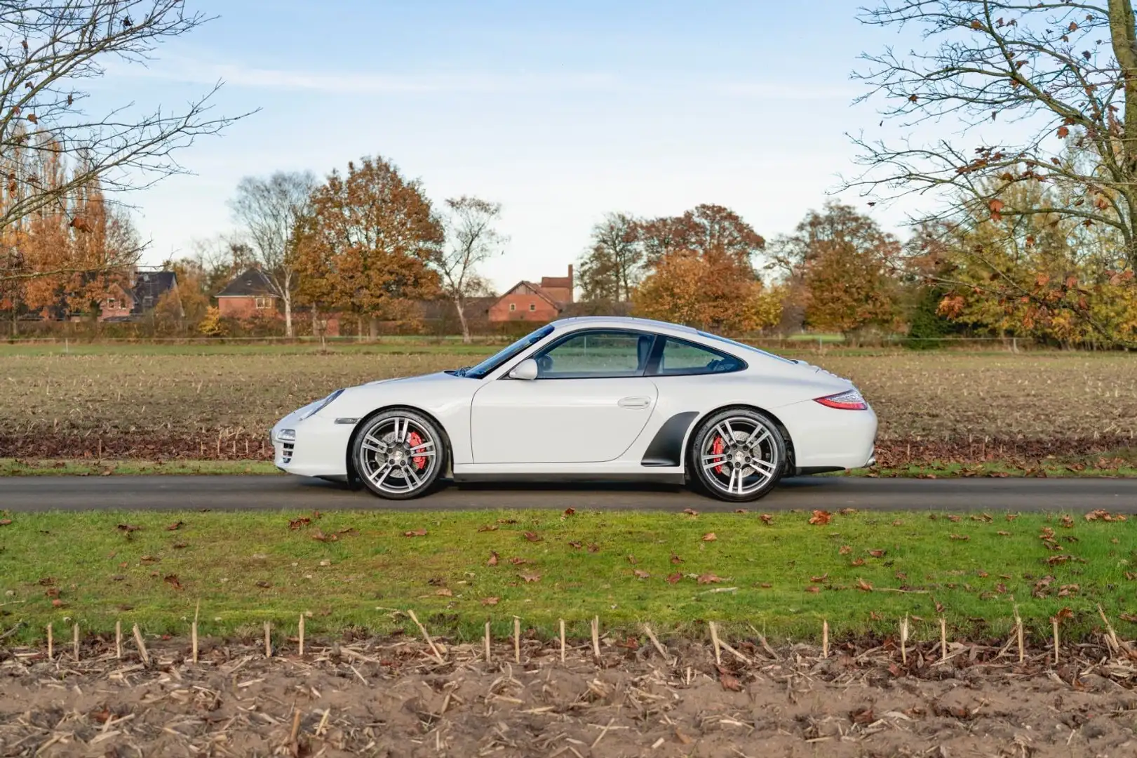 Porsche 997 .2 Carrera 4 S Coupé Wit - 2
