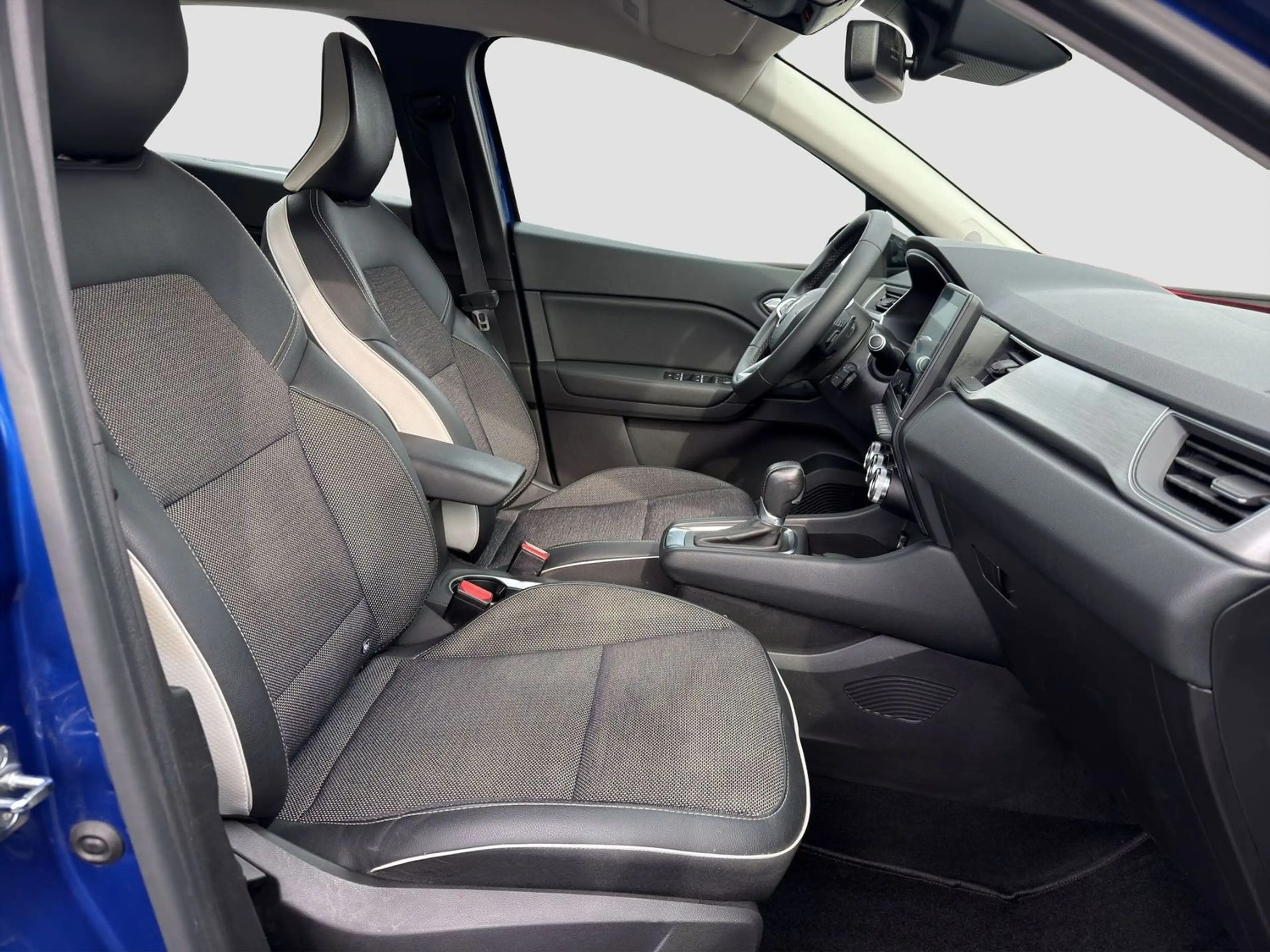 Renault Captur TCe 130 Intens Navi LED AHK R-Cam PDC v+h — photo 12