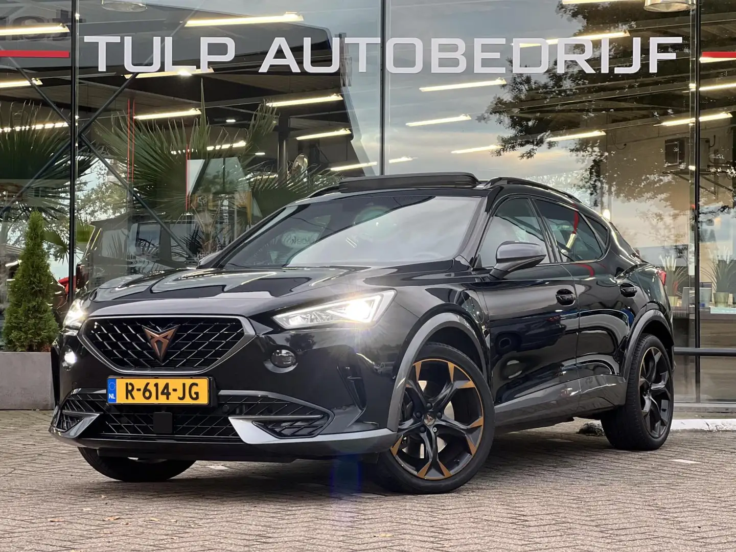 CUPRA Formentor 1.4 e-Hybrid VZ Copper Pano Memory sfeerv... Schwarz - 1