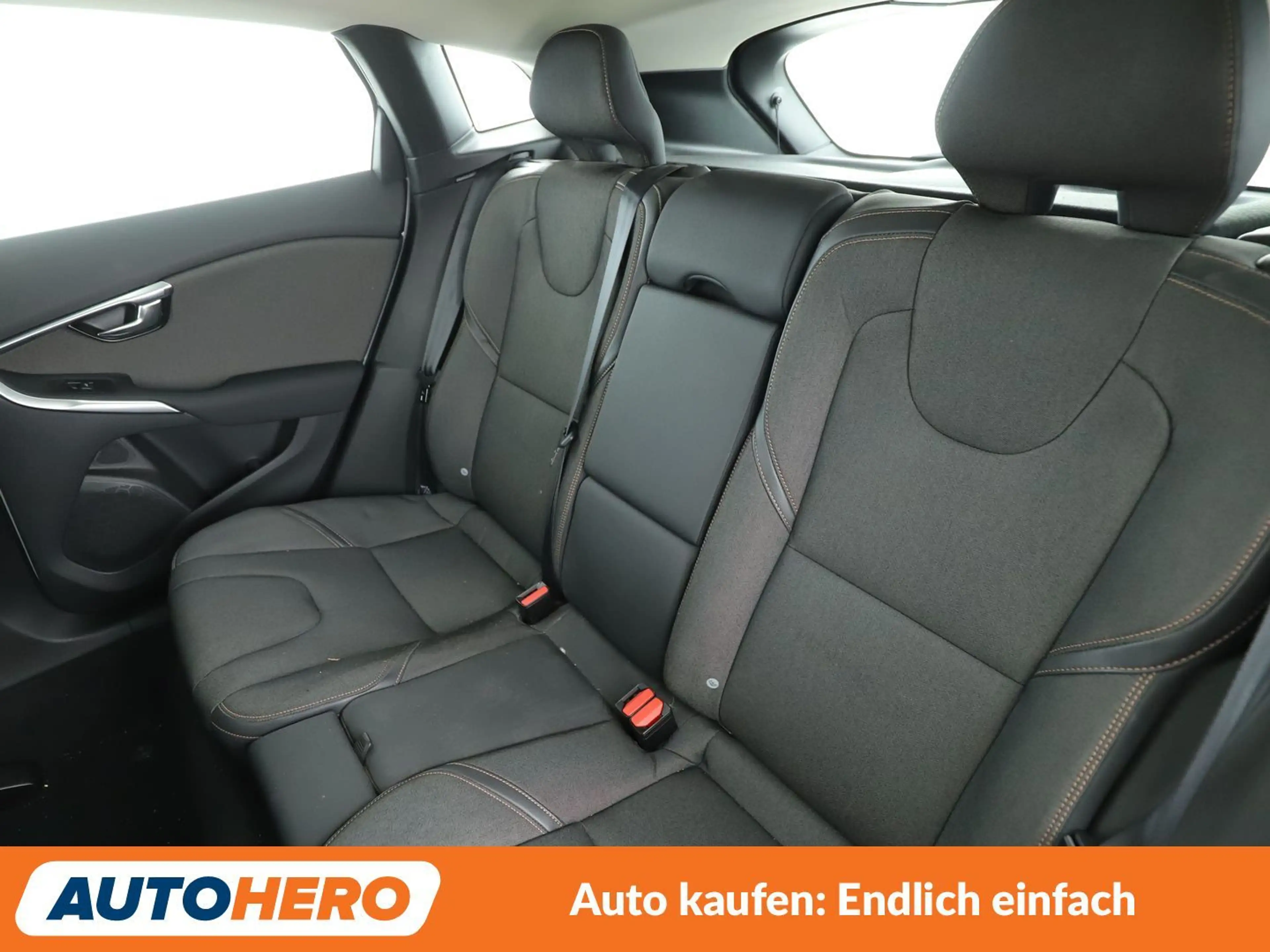 Volvo V40 Cross Country 1.6 D2 You!*NAVI*TEMPO*CAM*PDC*SHZ*ALU* — photo 15