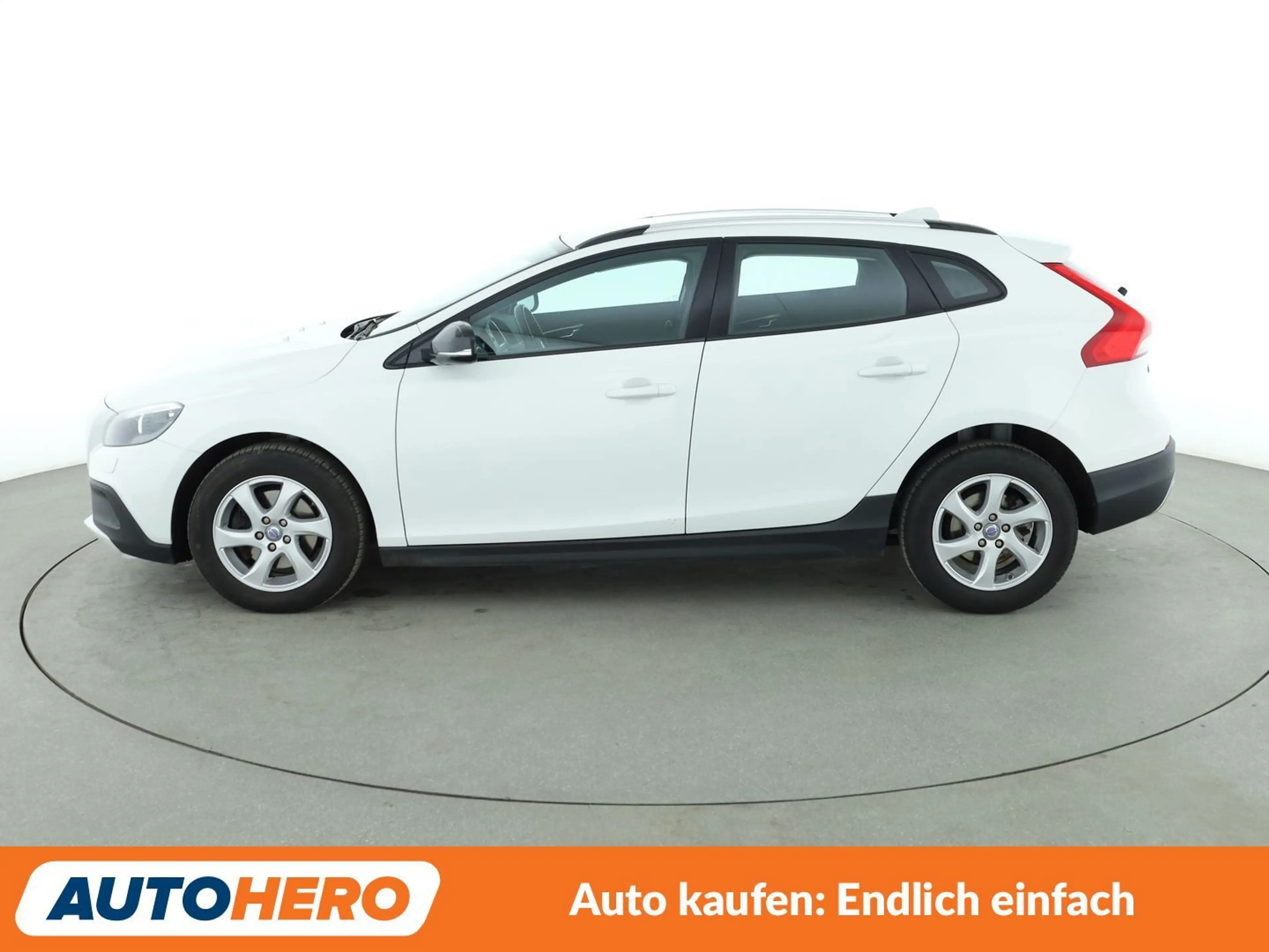 Volvo V40 Cross Country 1.6 D2 You!*NAVI*TEMPO*CAM*PDC*SHZ*ALU* — photo 3