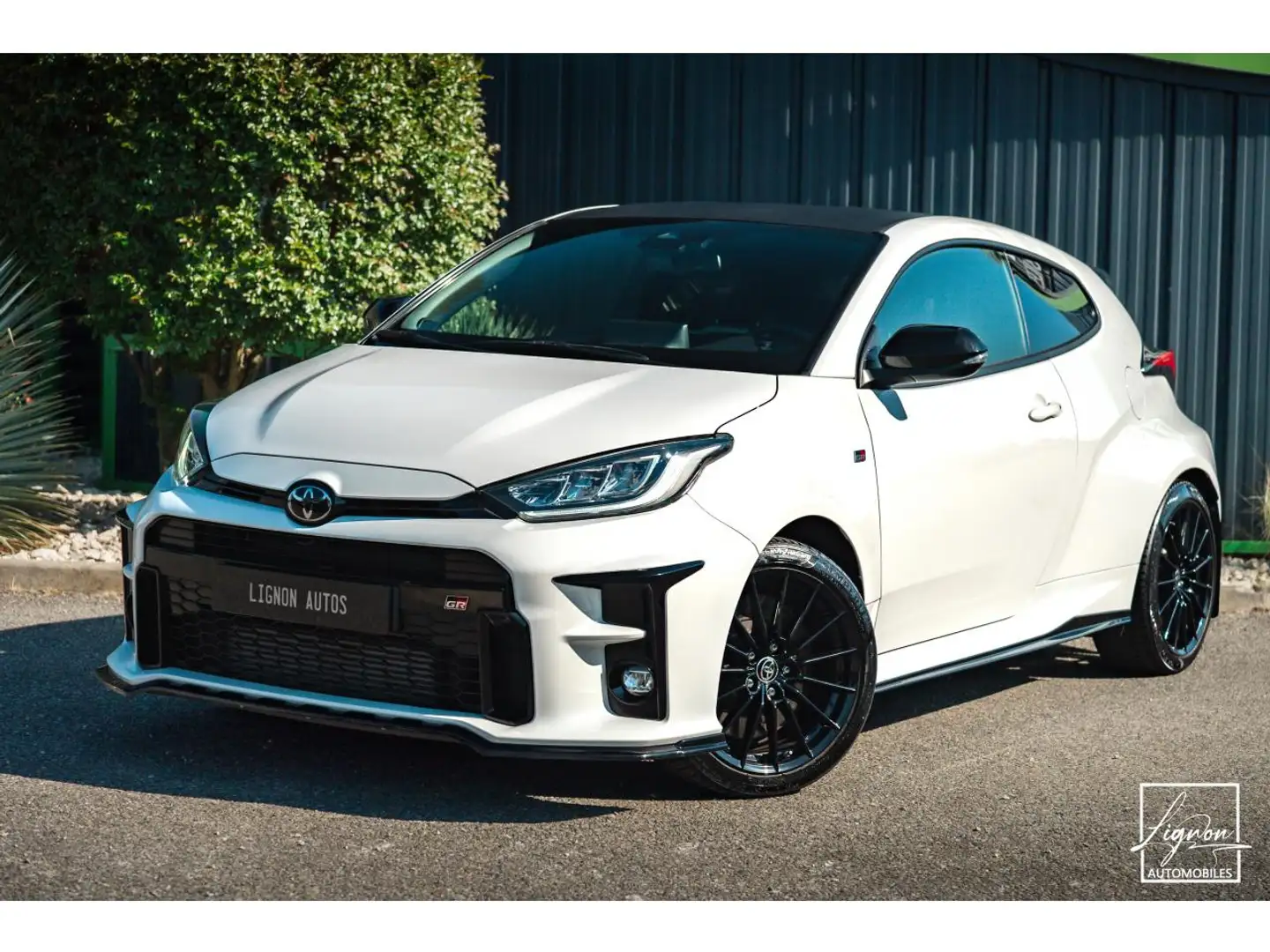 Toyota Yaris GR 1.6 261 CH 4WD Premium Blanc - 1