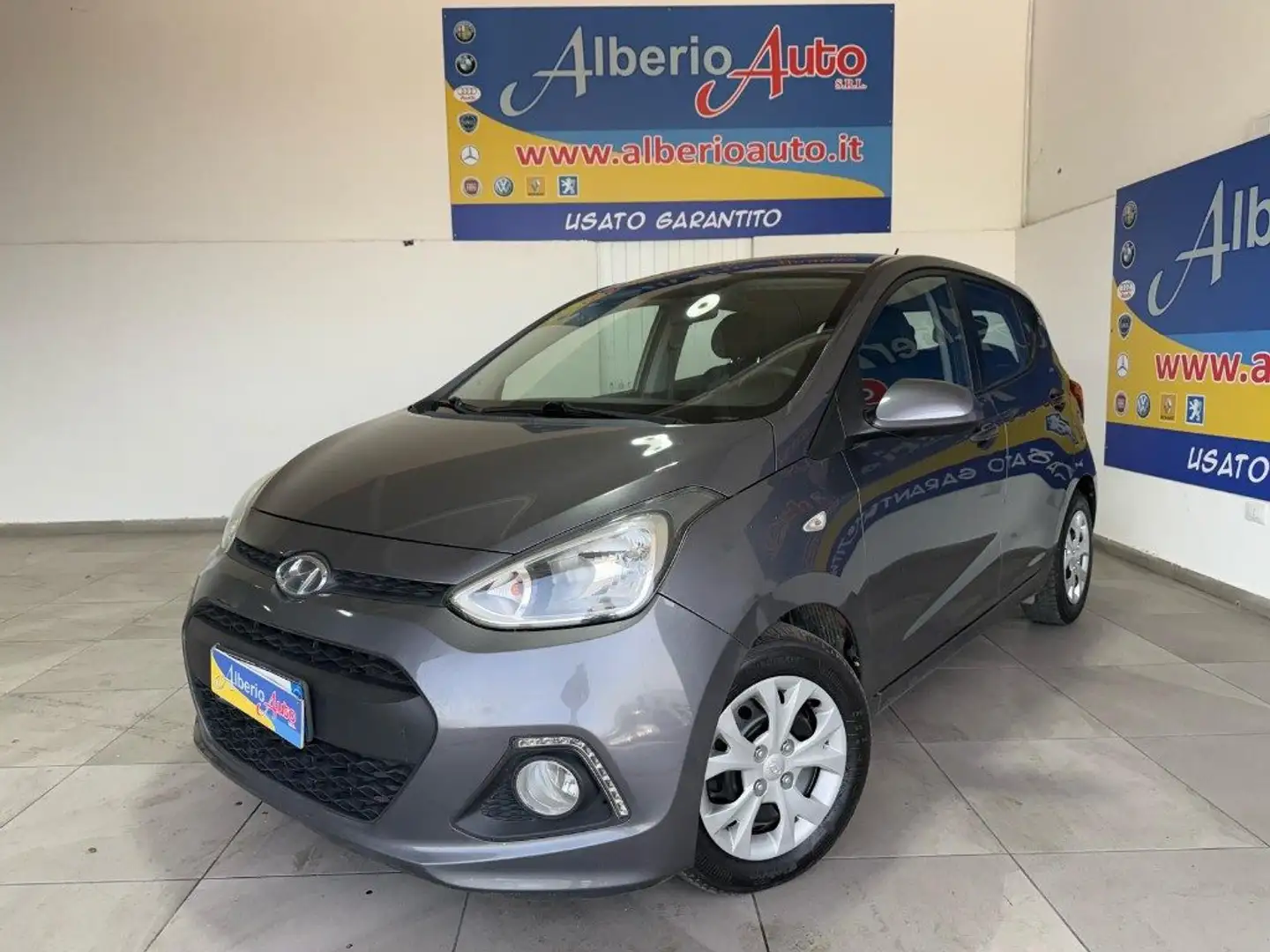Hyundai i10 1.0 MPI Classic Grigio - 1