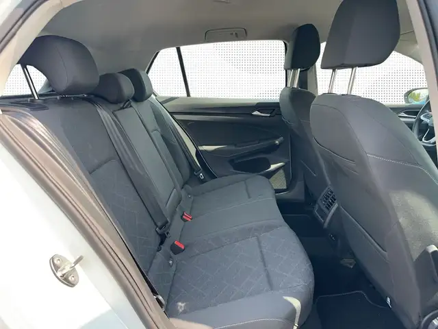 Volkswagen Golf view 15