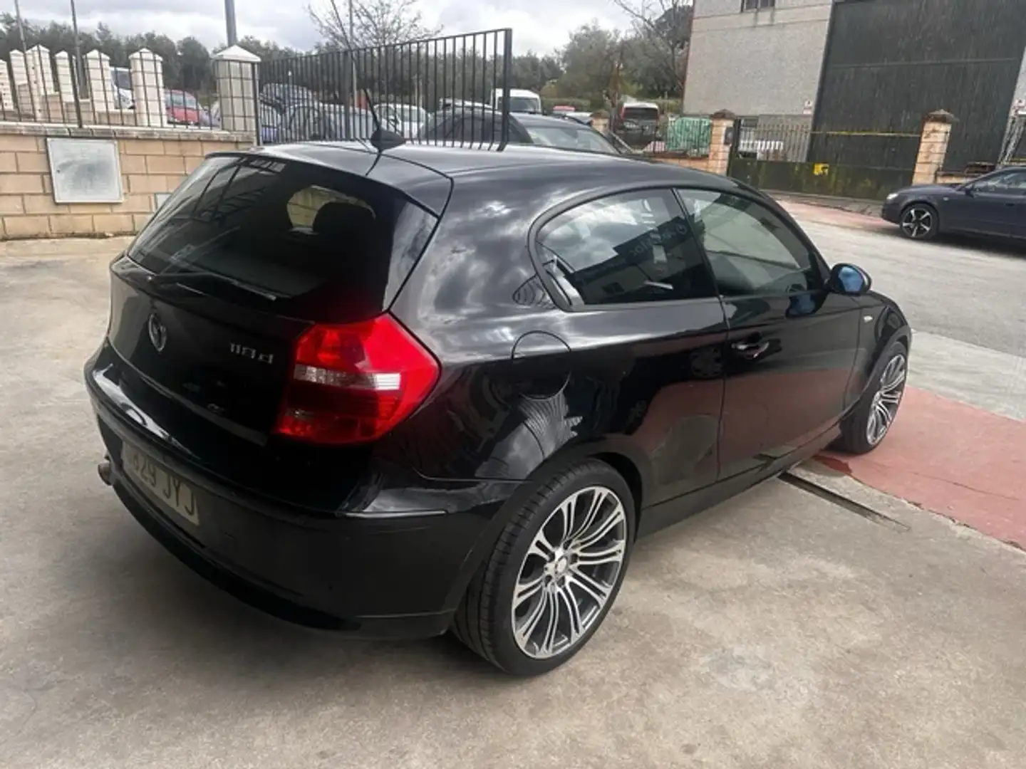 BMW 118 118d - 2
