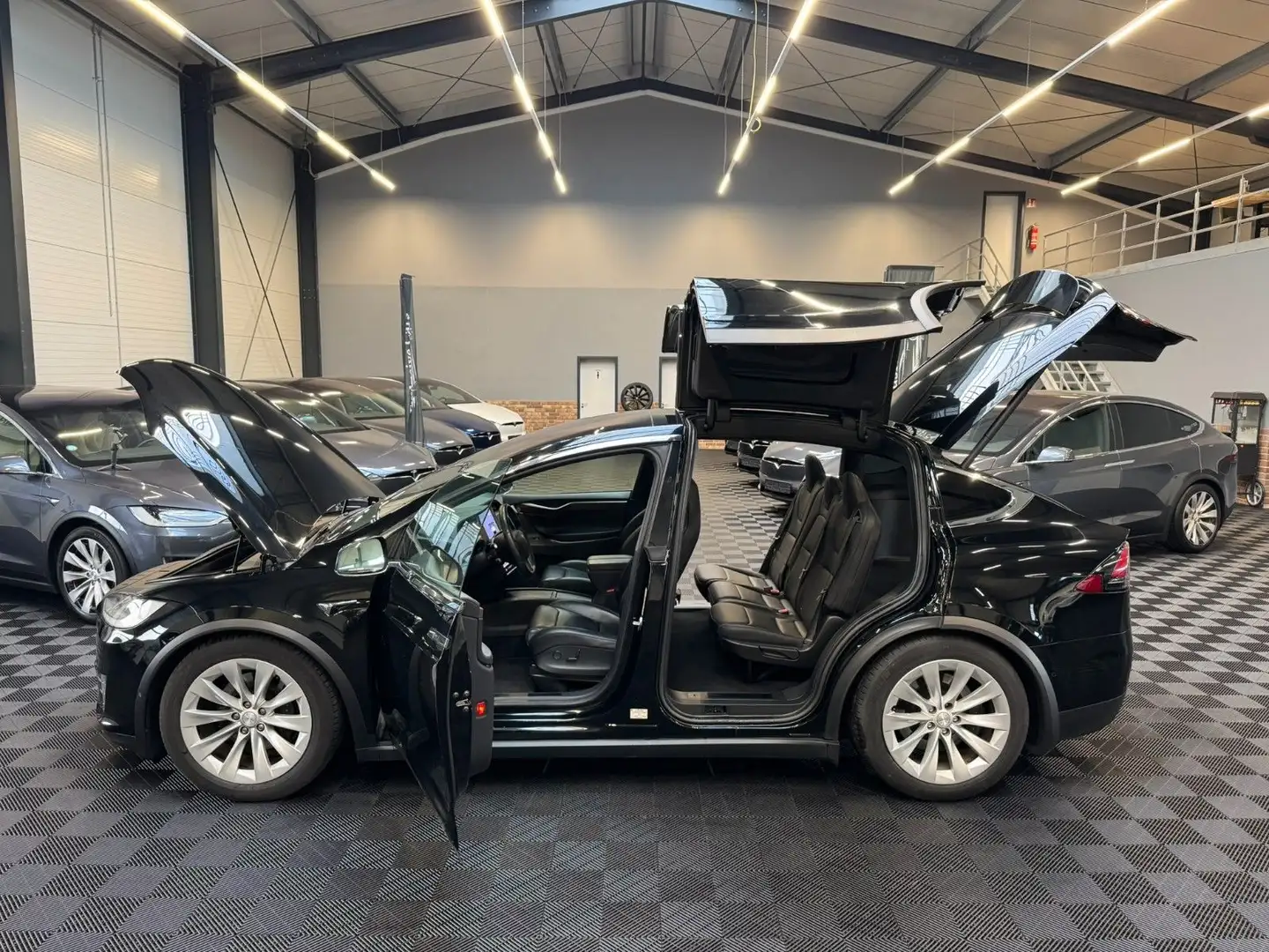 Tesla Model X MODEL X LONG RANGE RAVEN PREMIUM | AP3.0 | Černá - 2