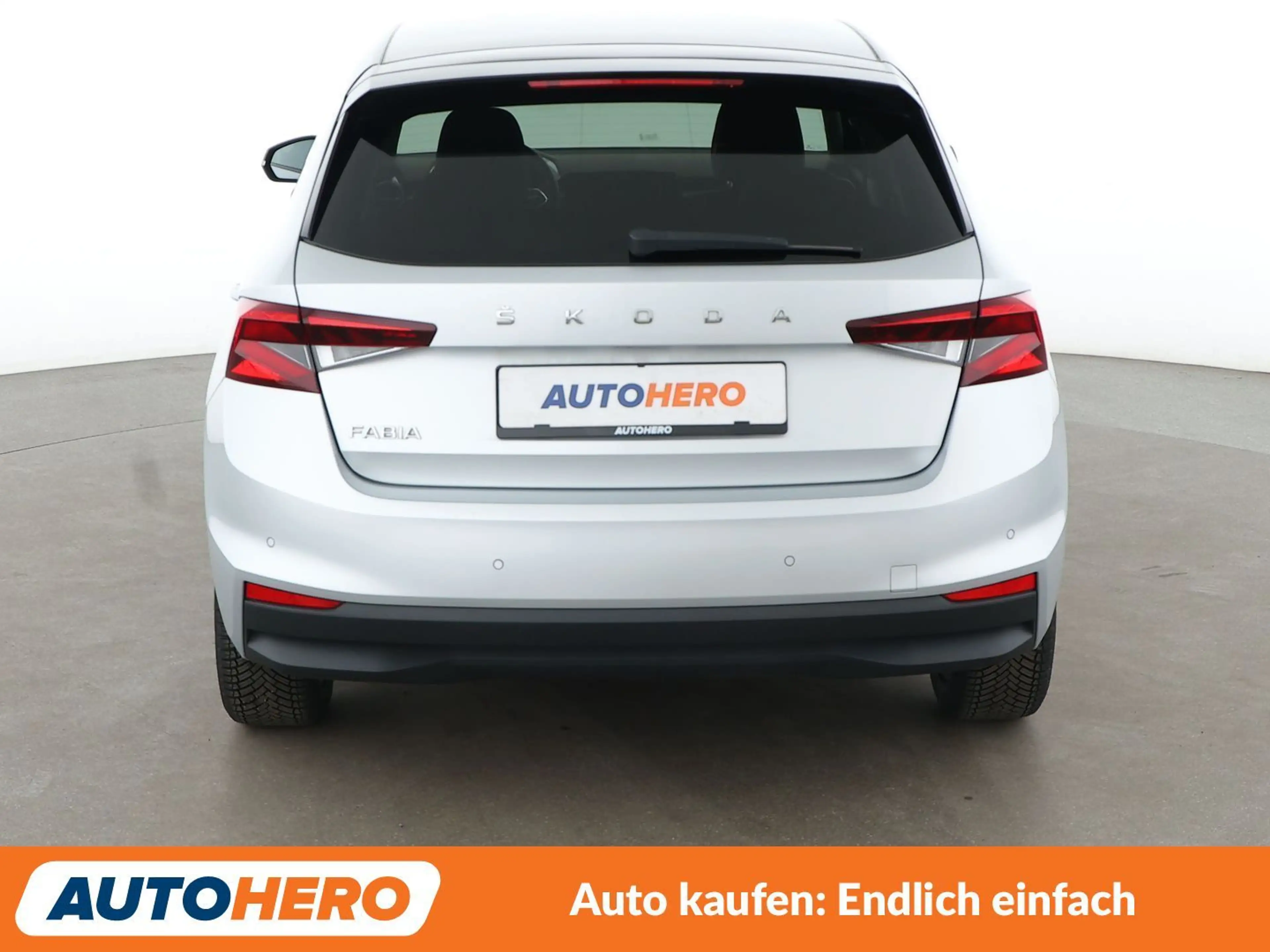 Skoda Fabia 1.0 TSI Ambition *NAVI*LED*ACC*PDC*SHZ* — photo 5