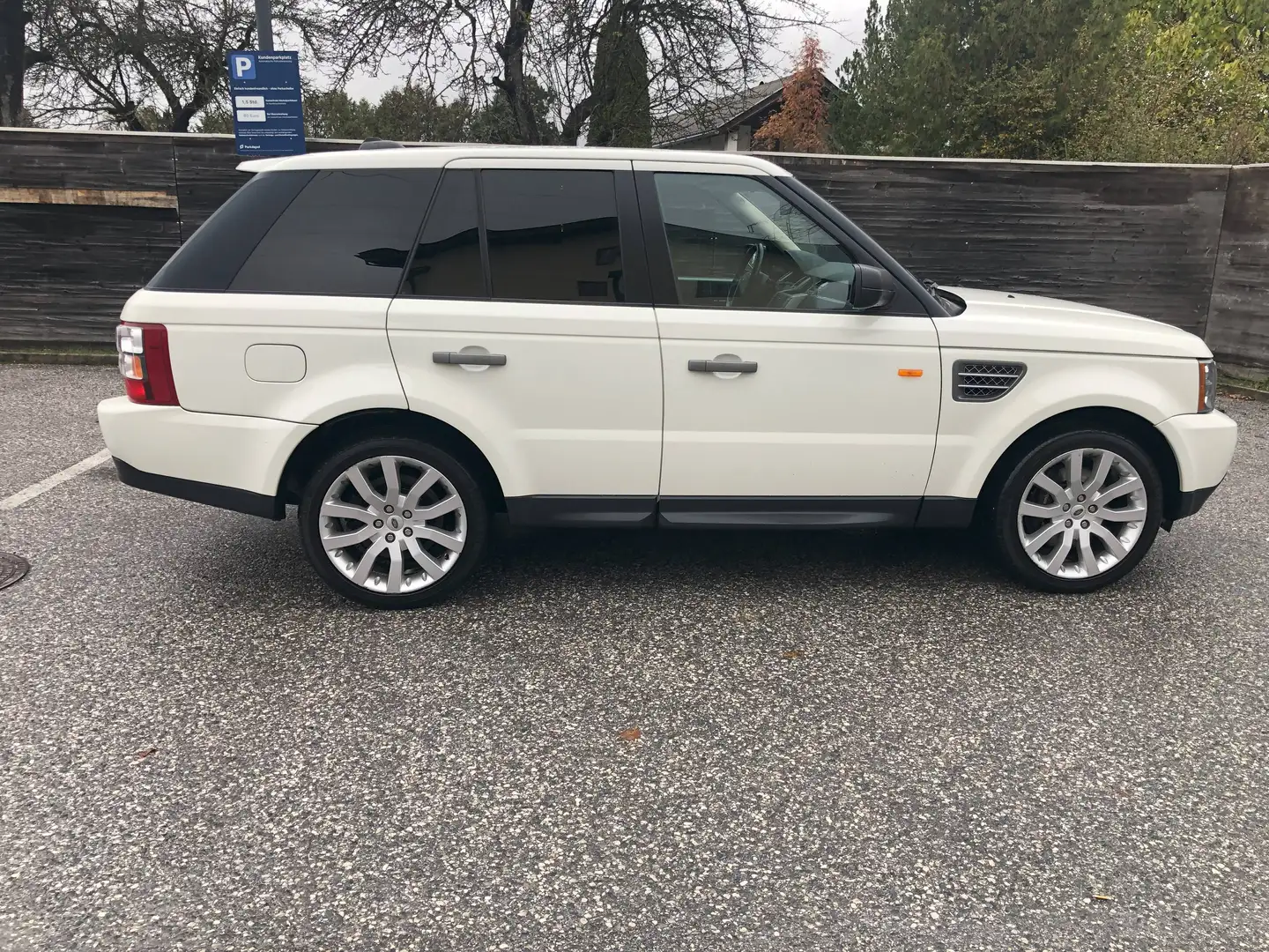 Land Rover Range Rover Sport Range Rover Sport 3,6 TdV8 HSE HSE Weiß - 2