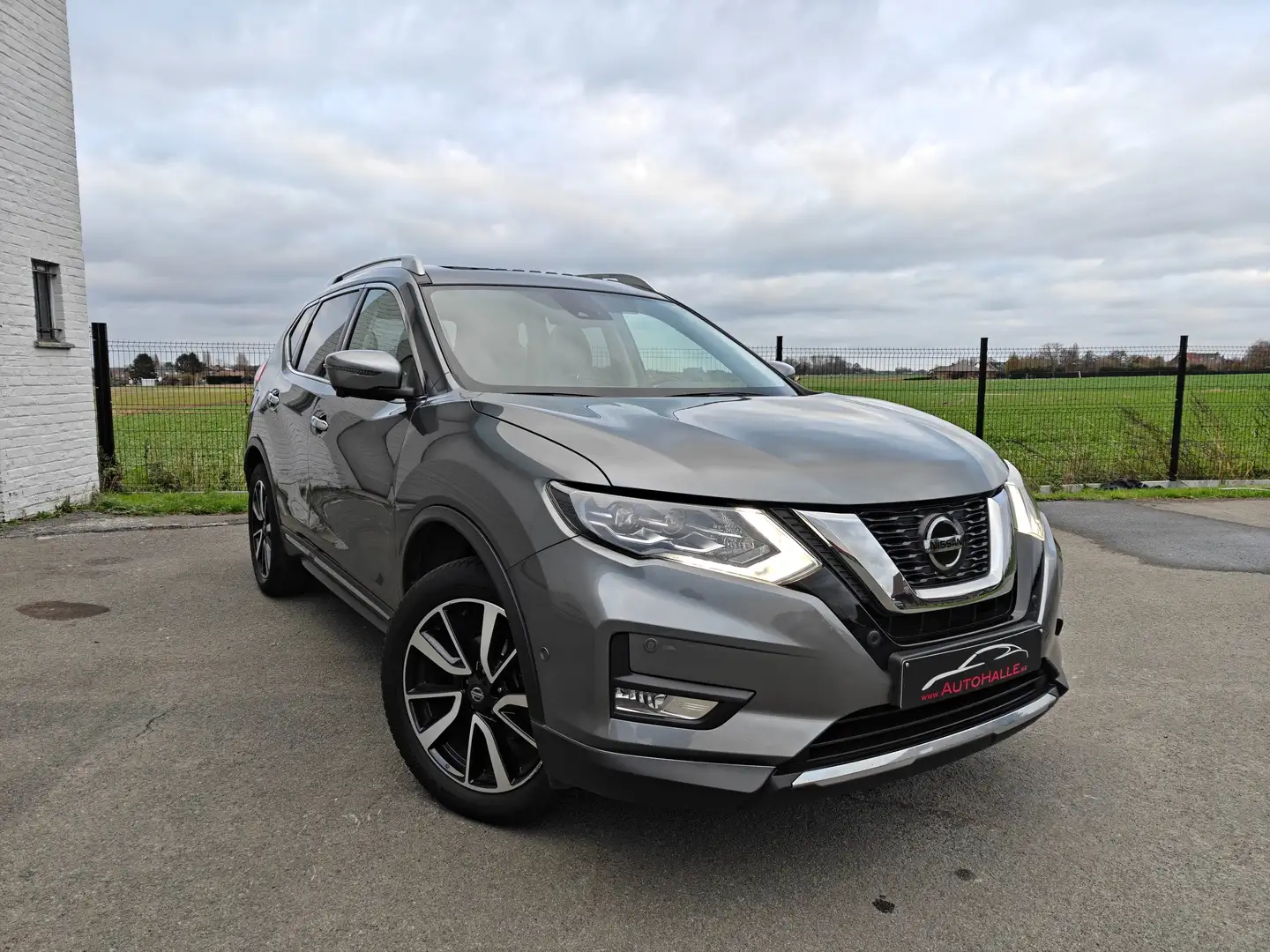 Nissan X-Trail X-Trail 1.3 DIG-T 2WD Tekna AUTOMAAT- 12M GARANTIE Gris - 1