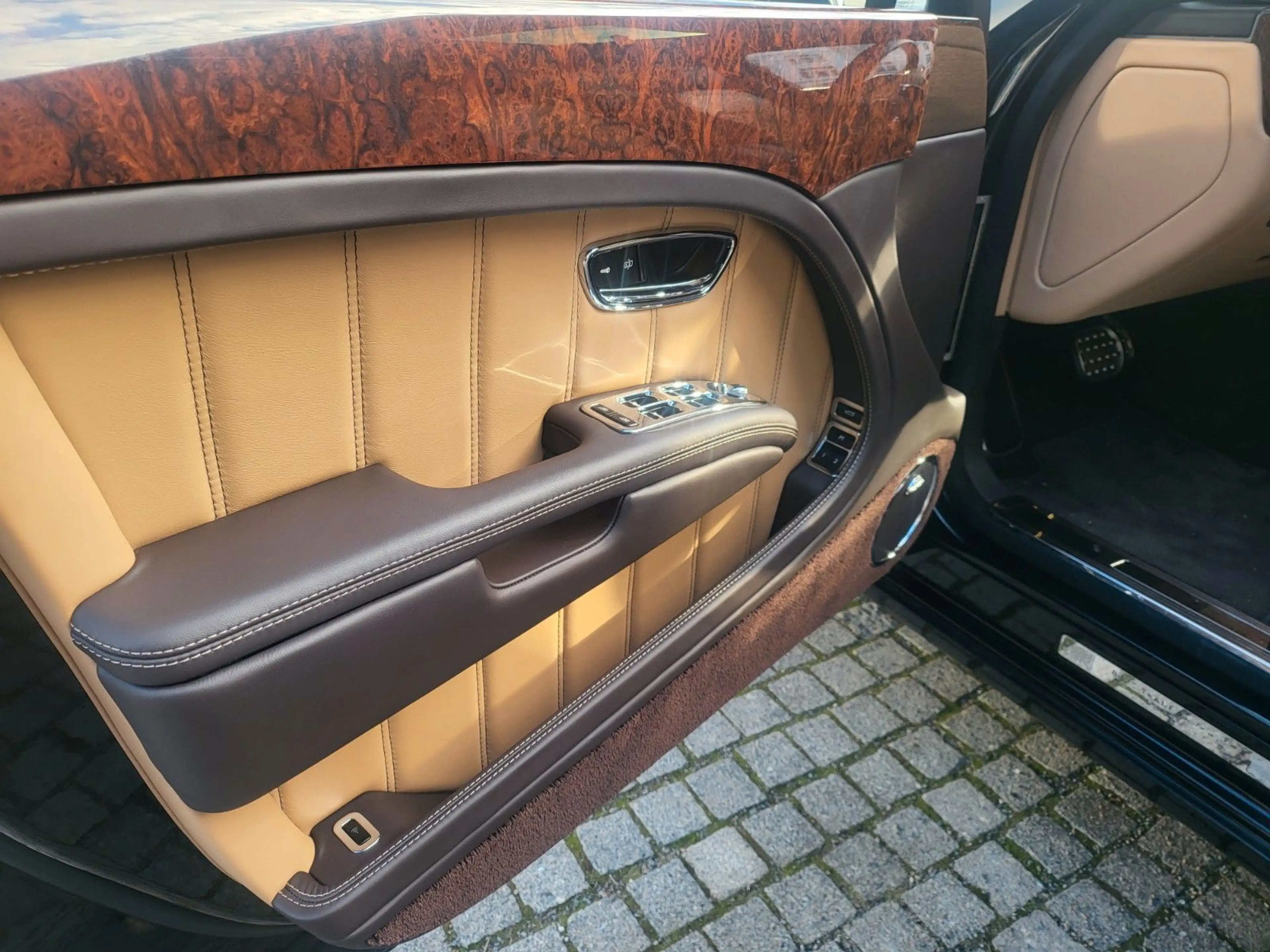 Bentley Mulsanne BLUE TRAIN #1from4+SPEED+480tEUR+1owner — photo 15