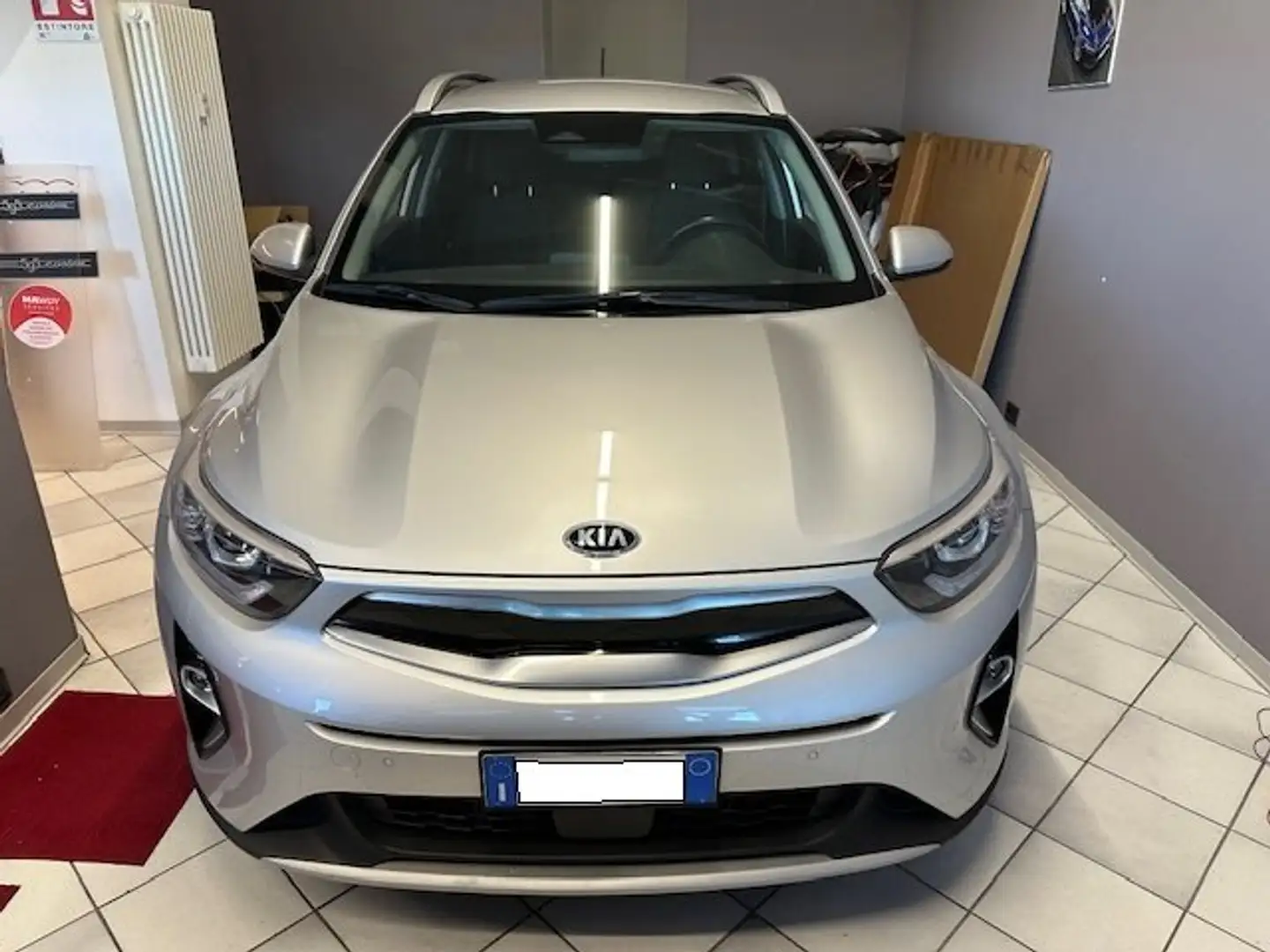 Kia Stonic Stonic 1.0 t-gdi mhev Style s/Design Pack100cv imt Zilver - 1