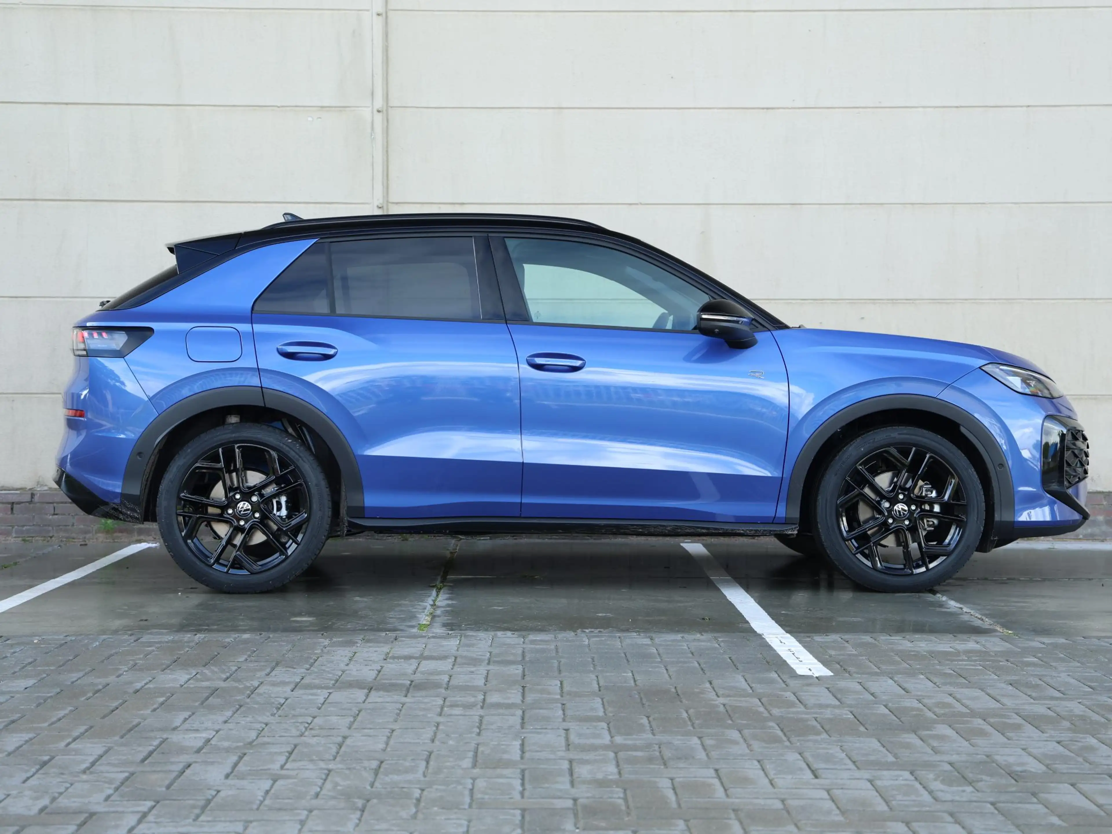 Volkswagen T-Roc R-Line First Edition 1.5 eTSI 150 PK | Headup disp — photo 2