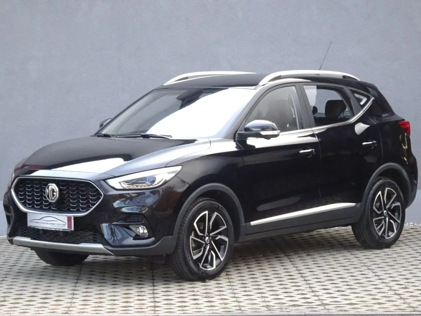 MG ZS 1,0T-GDI Automatik Luxury/LED/Leder/Navi/SH Schwarz - 1