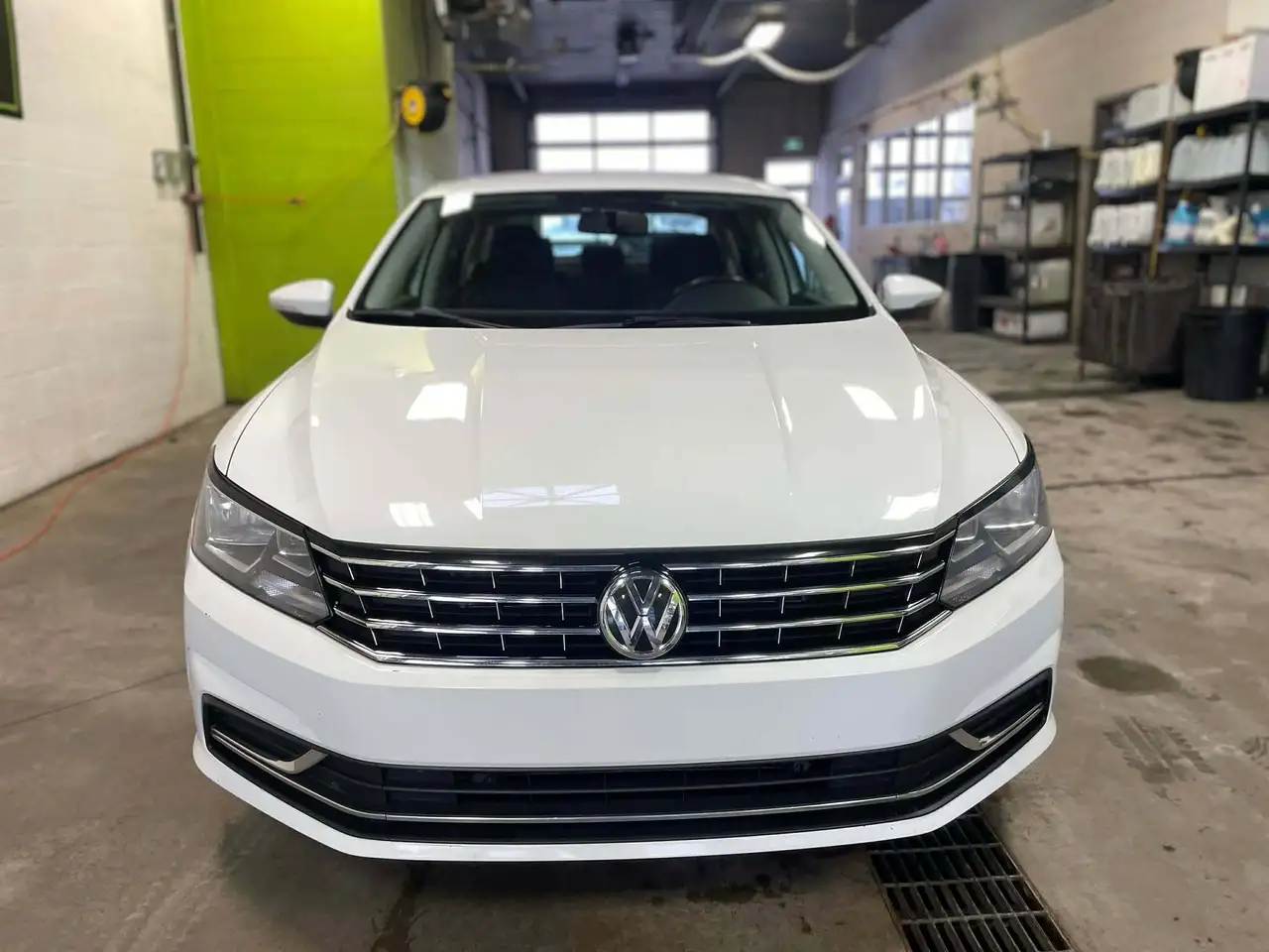 Volkswagen Passat снимка Volkswagen Passat
