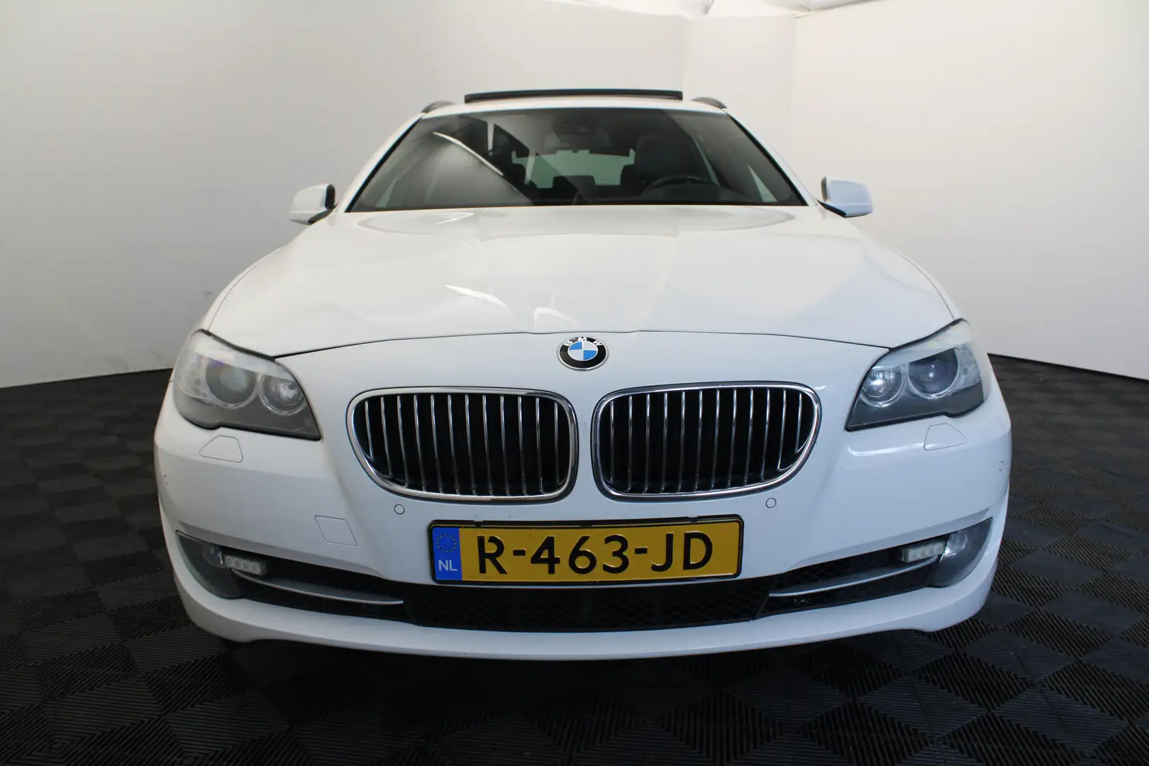 BMW 520 5-serie Touring 520d Executive *Pinksteren open* Weiß - 2