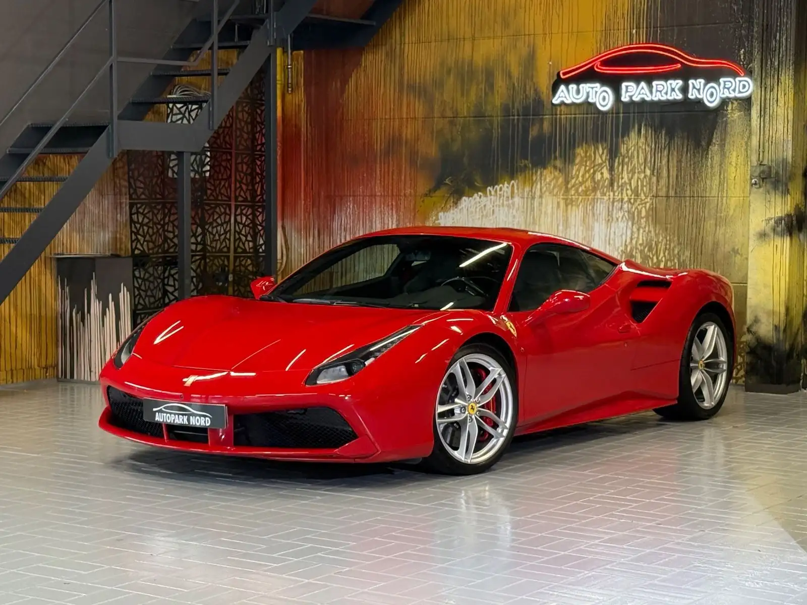 Ferrari Coupe LIFT~CARBON~KAMERA360~RACING SEAT~