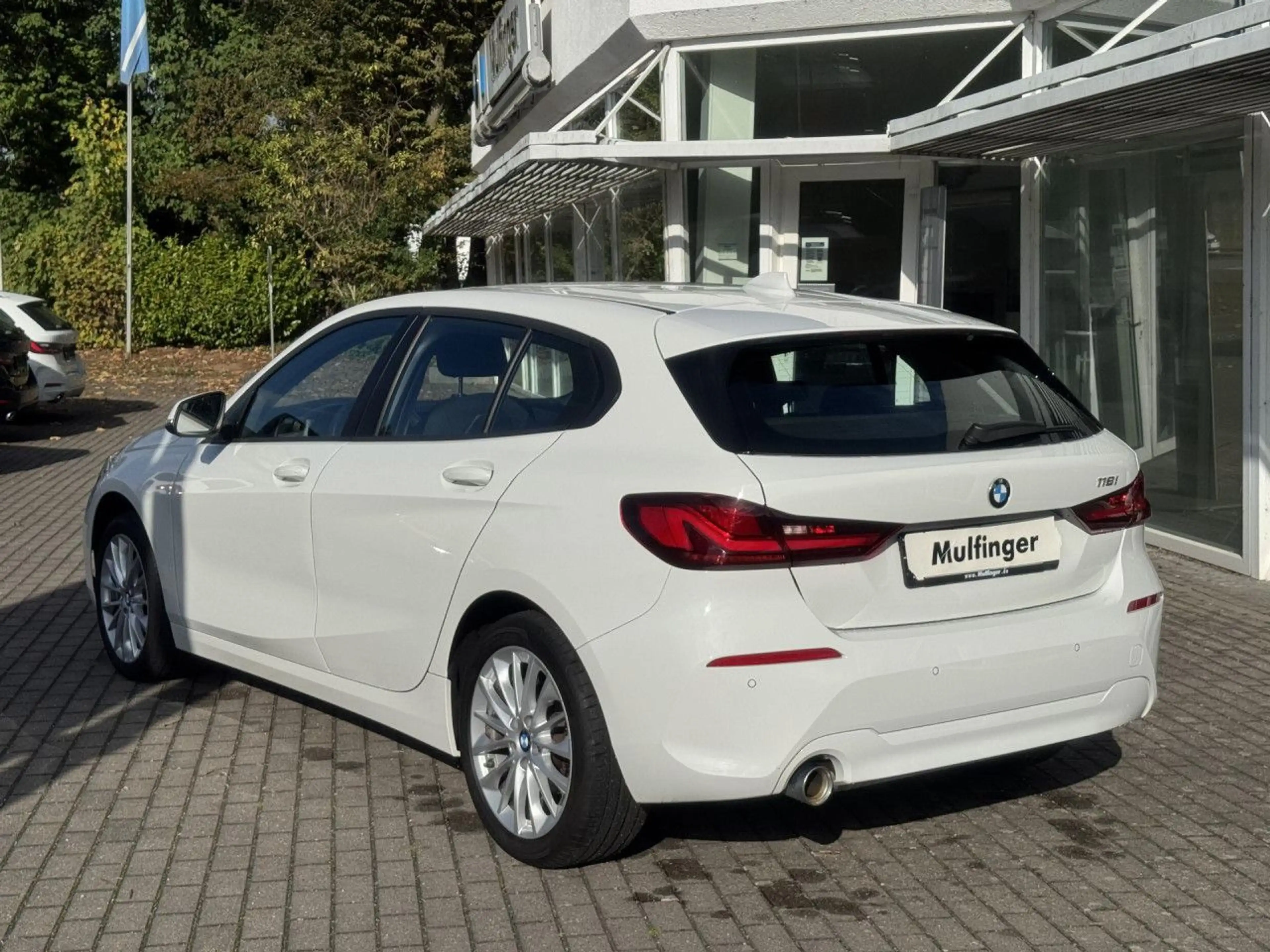 BMW 118 i DKG-Aut.LiveProf.LED Sitzh.Temp.DAB PDC 17" — photo 5