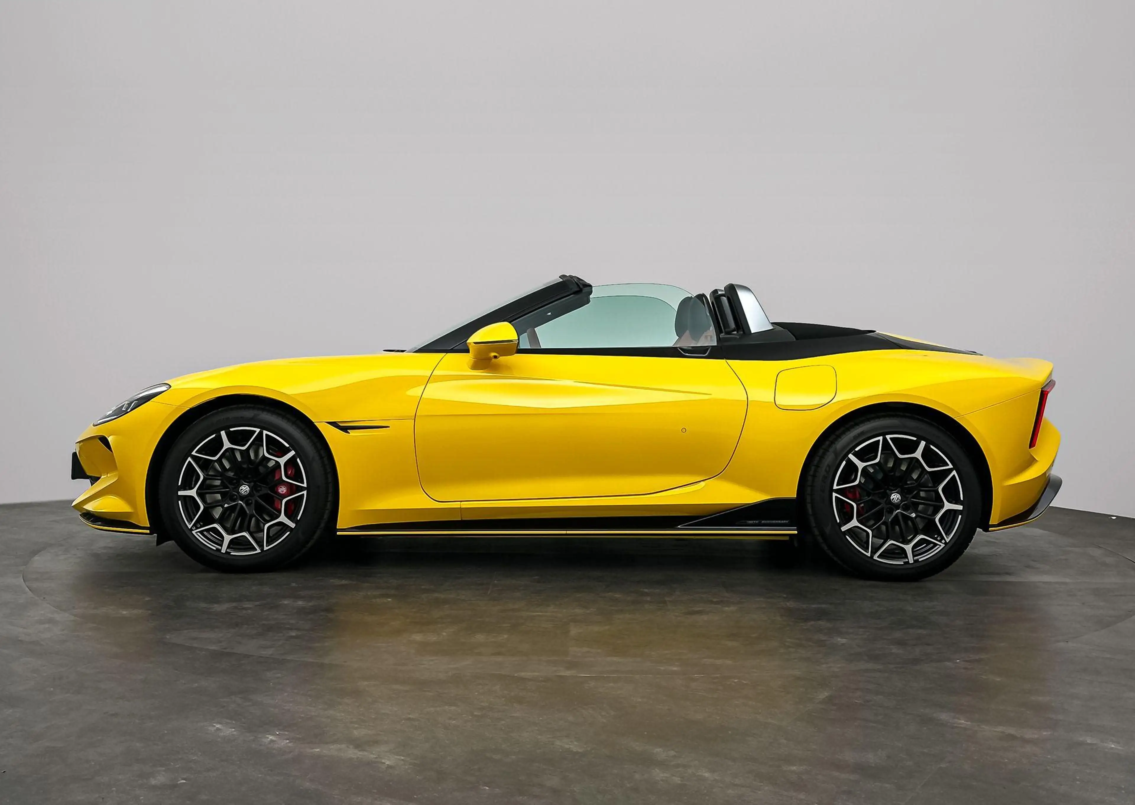 MG Cyberster Trophy Extended Range 77kWh 507 WLTP | 340 PK | BO — photo 9