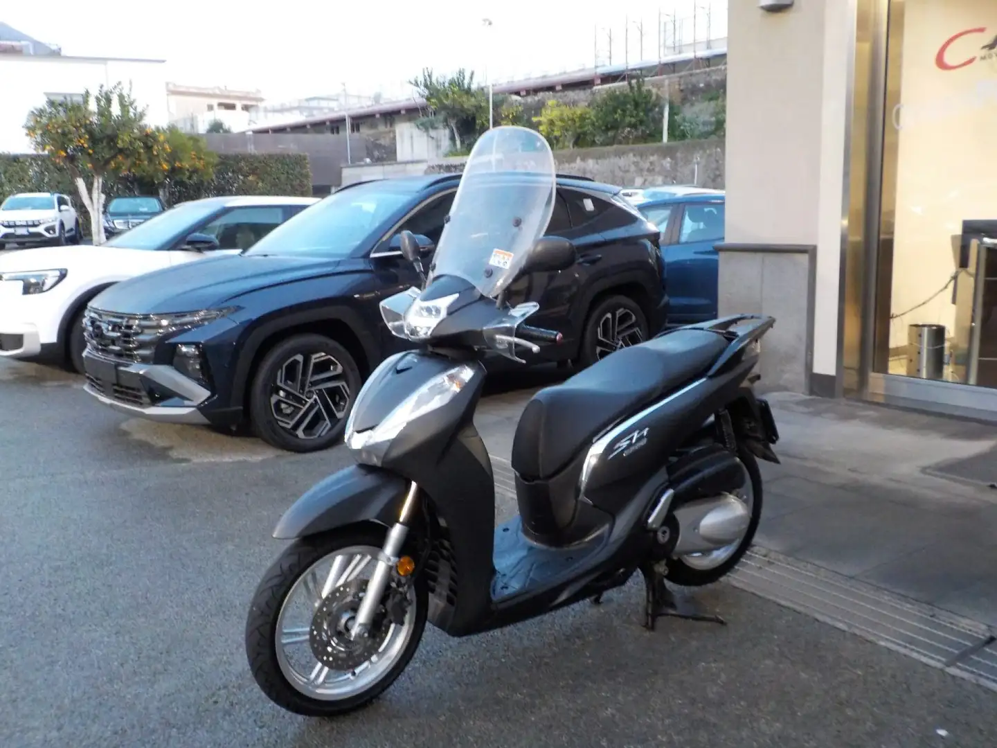 Honda SH 300 Anno 2016 Nero - 2