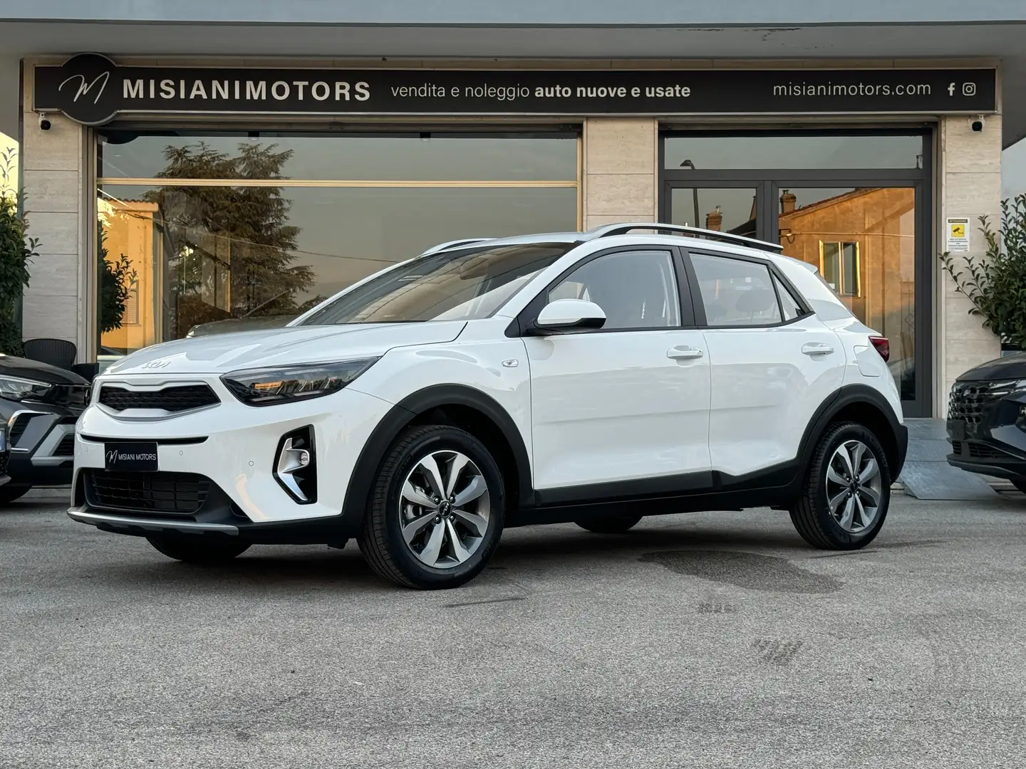 Kia Stonic 1.2 82cv GPL Urban e Style Special Edition Nero - 2