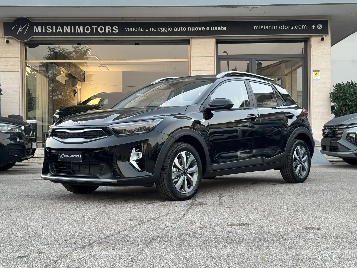 Kia Stonic 1.2 82cv GPL Urban e Style Special Edition Nero - 1
