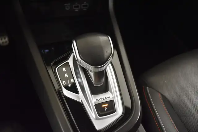 Renault Arkana view 12