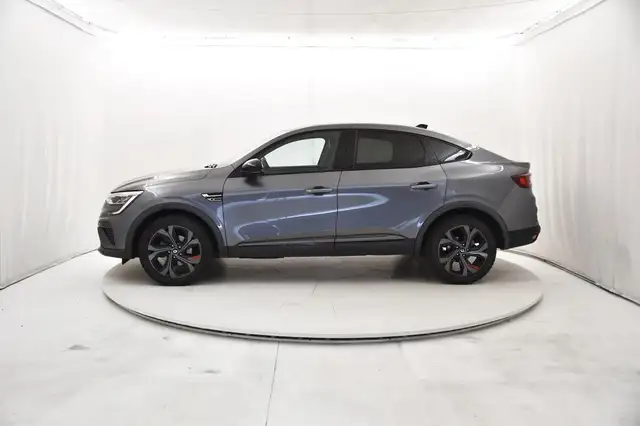 Renault Arkana view 2
