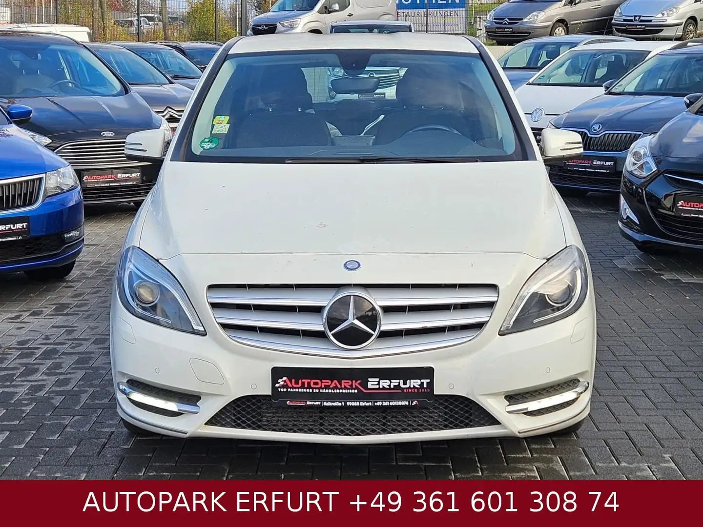 Mercedes-Benz B 180 Automatik*Klima*Temp*StzH*Navi*Phone*Xenon Weiß - 1
