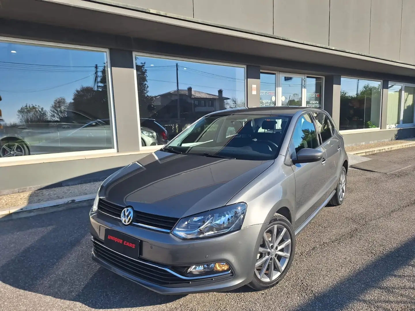Volkswagen Polo Polo V 2014 5p 1.4 tdi bm Highline 90cv dsg Grigio - 1