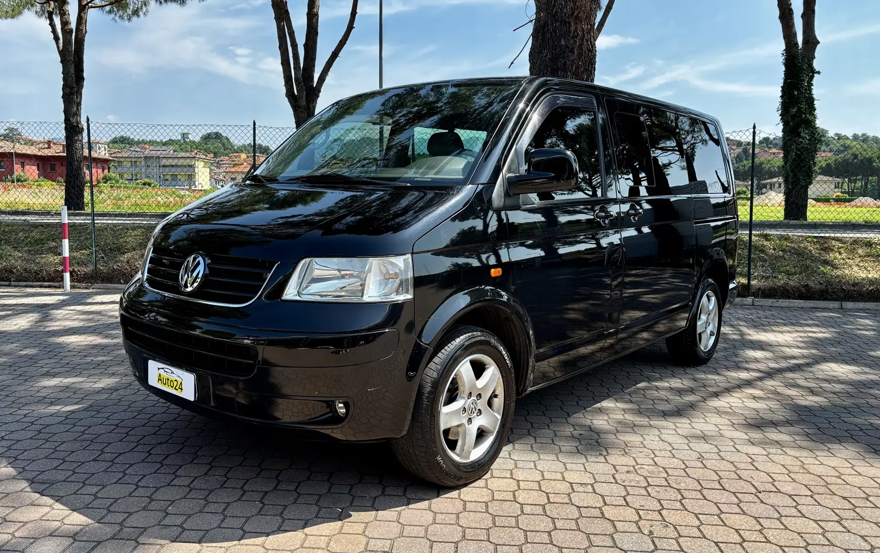 Volkswagen Transporter T5 2.5 TDI 131CV DSG Nero - 1