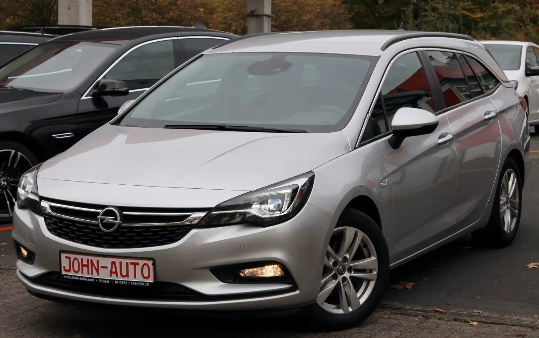 Opel Astra K Sports Tourer Business *1.Hd*LED*AHK* Plateado - 1