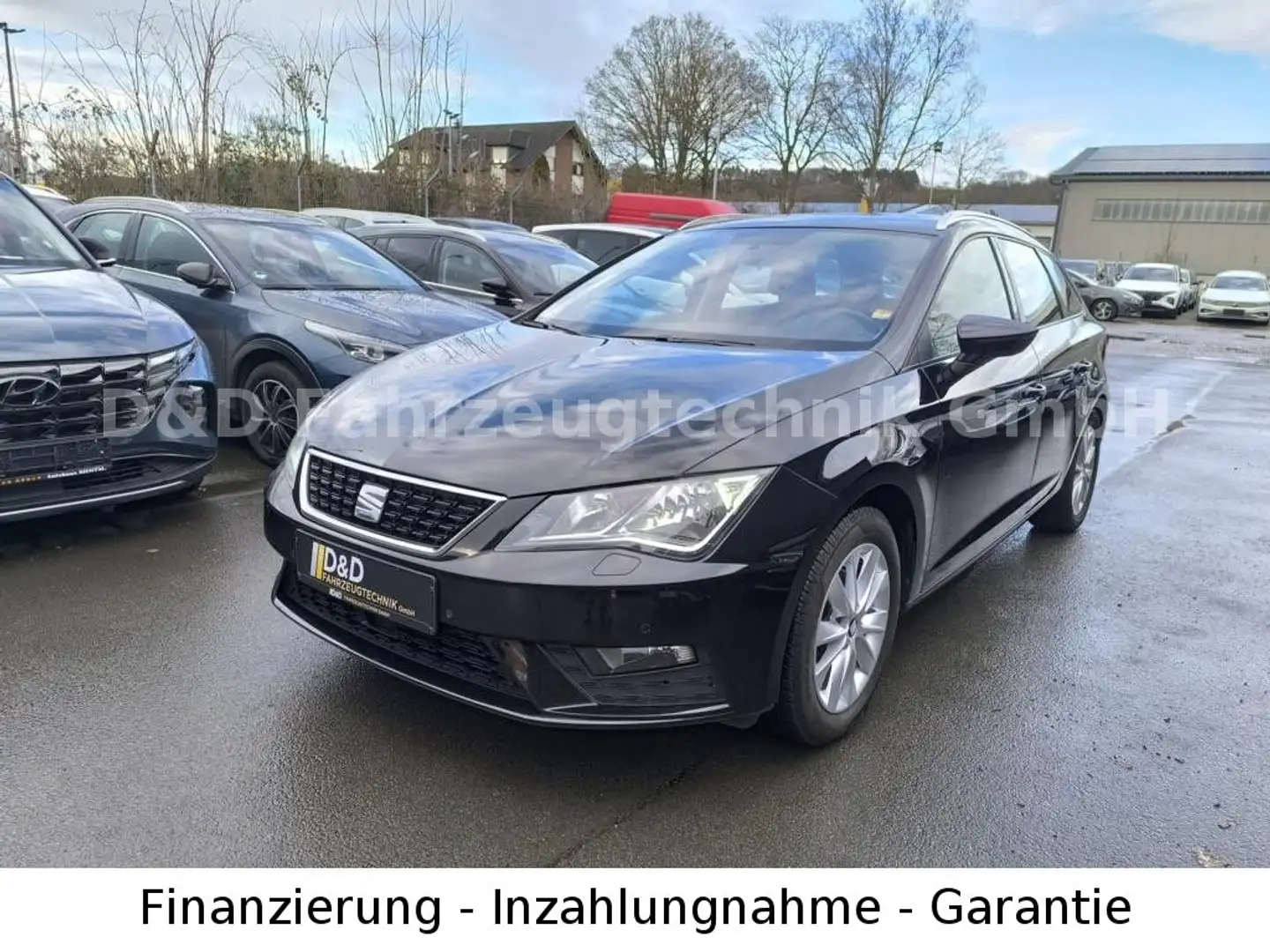 SEAT Leon ST Style*AHK*Front Assist.* Navi*PDC* Noir - 1
