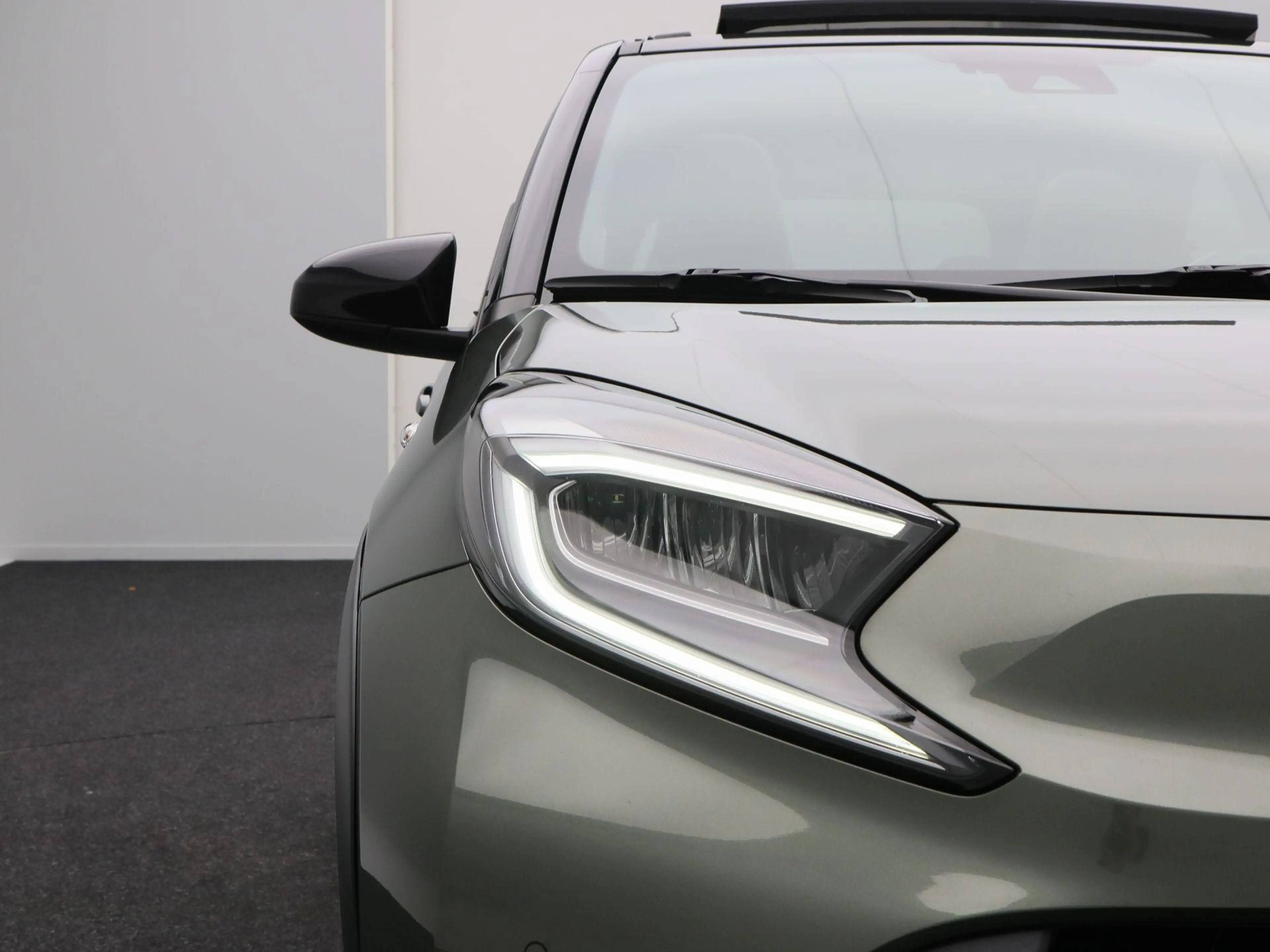 Toyota Aygo X 1.0 VVT-i S-CVT Automaat Limited | Stoelverwarming — photo 10