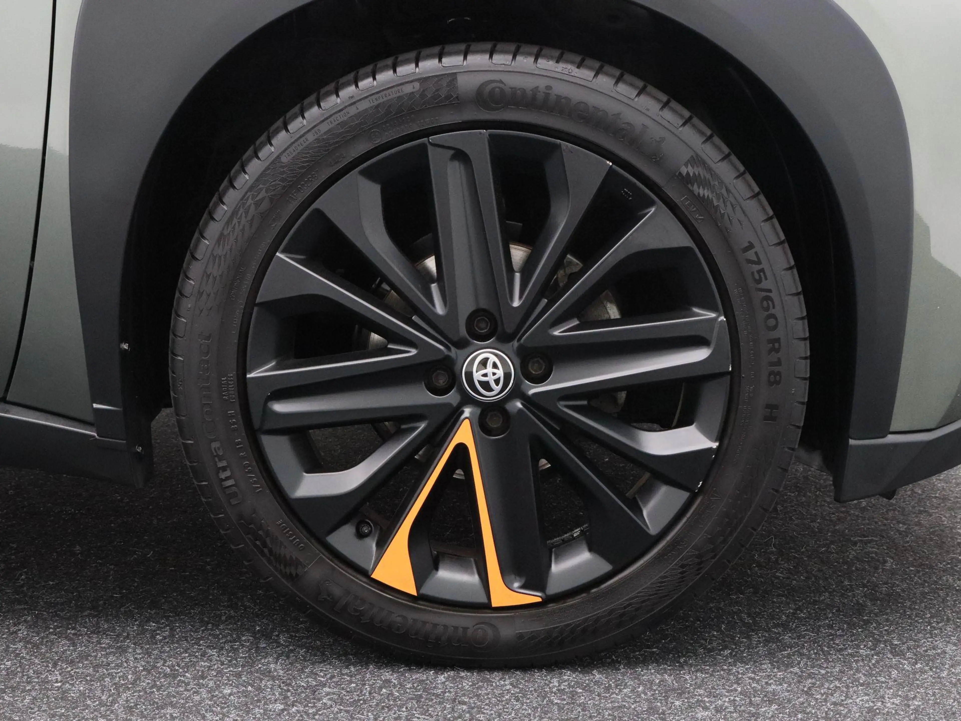 Toyota Aygo X 1.0 VVT-i S-CVT Automaat Limited | Stoelverwarming — photo 12