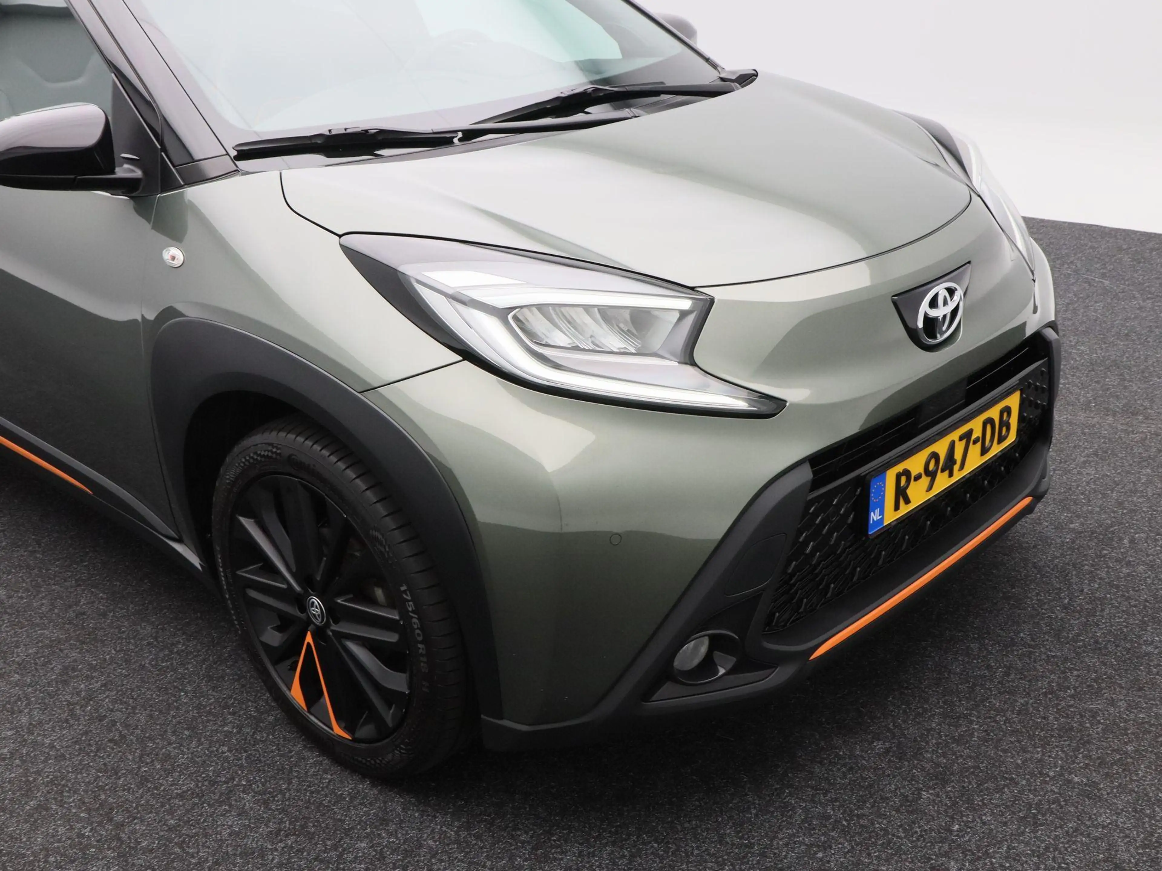 Toyota Aygo X 1.0 VVT-i S-CVT Automaat Limited | Stoelverwarming — photo 11