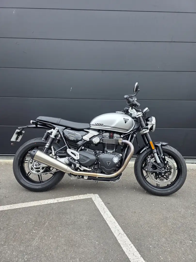 Triumph Speed Twin Grigio - 2