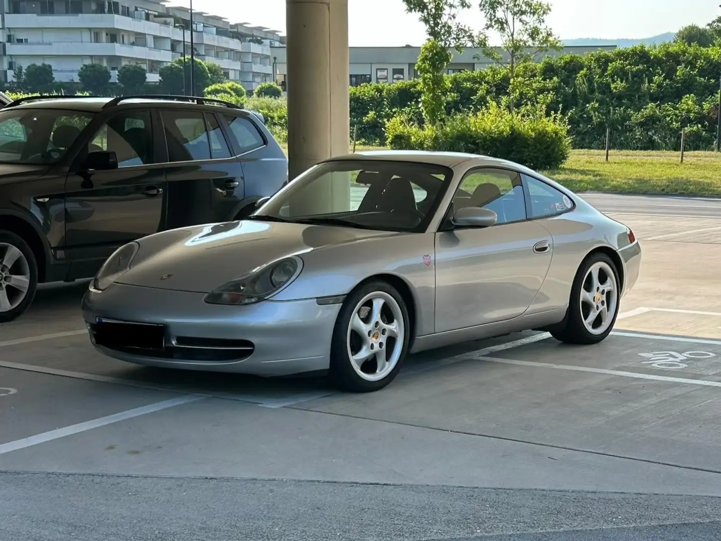 Porsche 996 911 Carrera Coupé Tiptronic Silber - 2