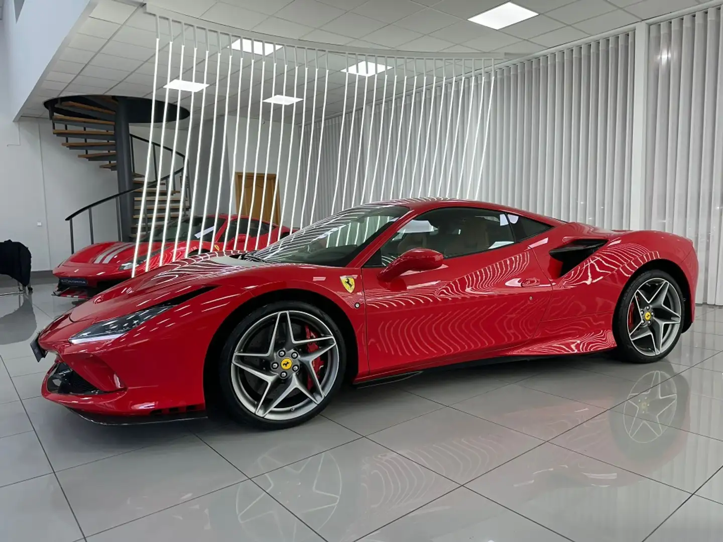 Ferrari F8 Tributo Rojo - 2