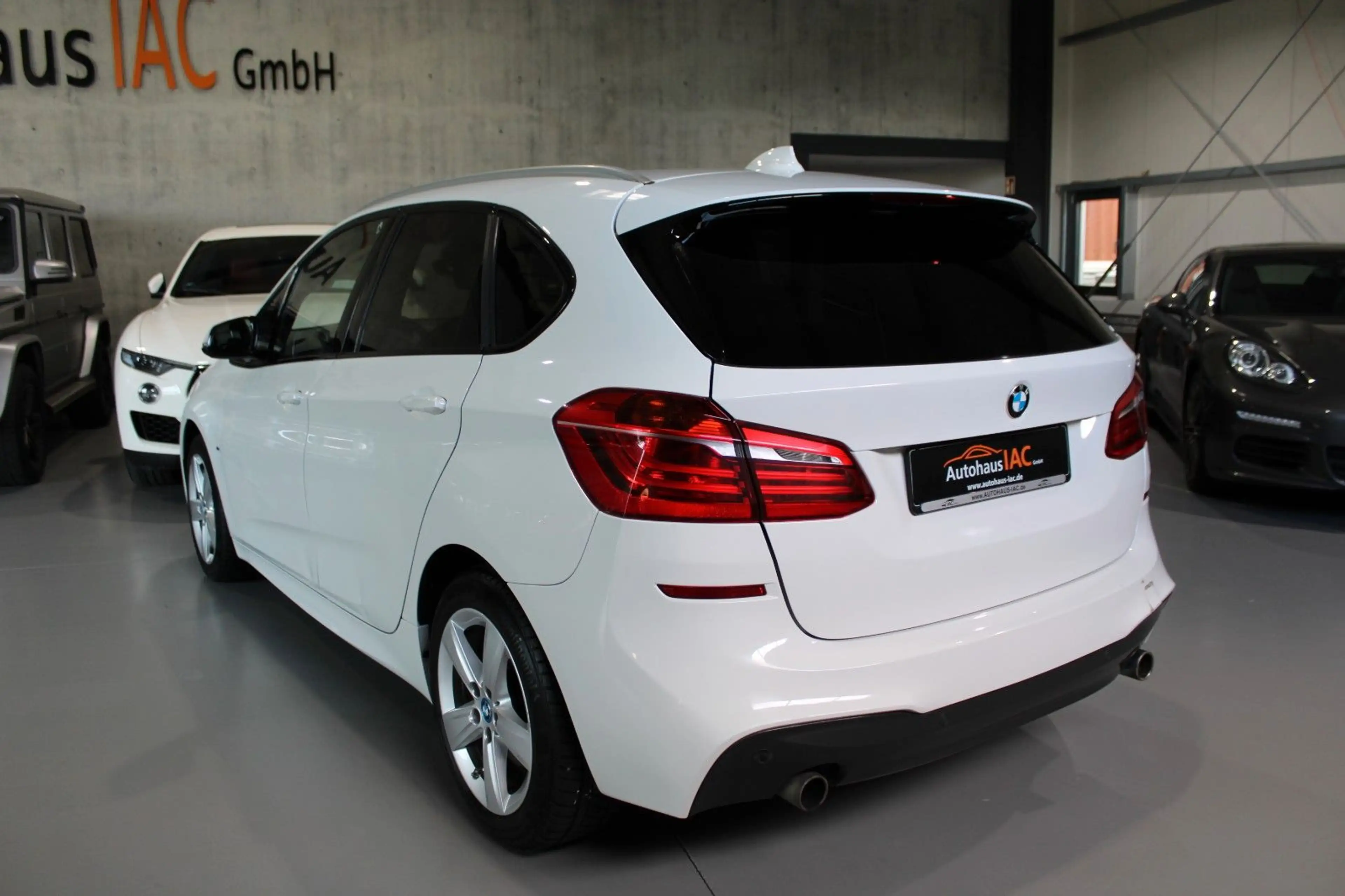 BMW 225 /M-Paket/NAVI/ALCANTARA/Xdrive — photo 4